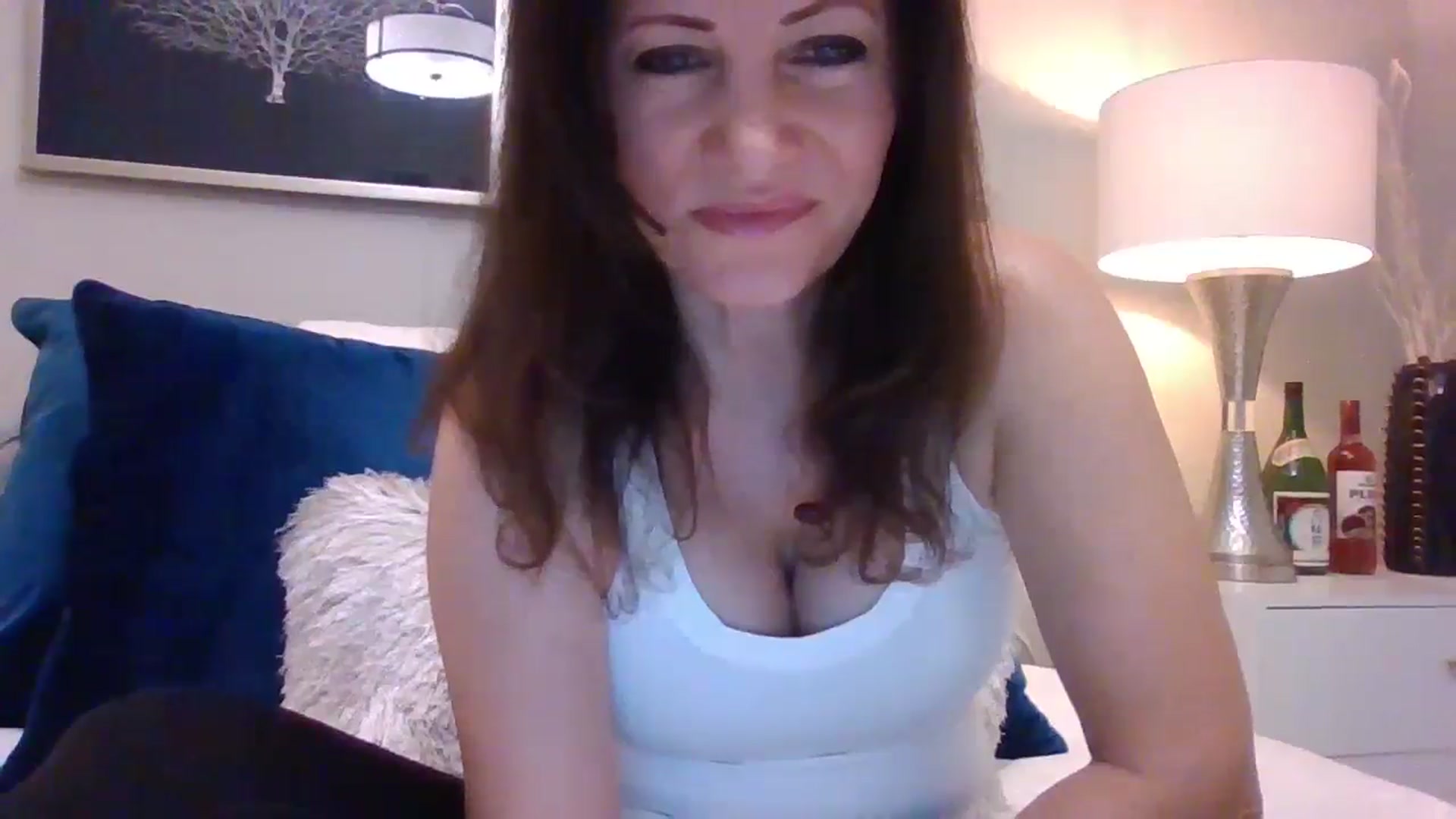 Gallery image thumbnail from LVDOLL's myfreecams stream on, 08/15/2024, 02:52 image 10 of 20