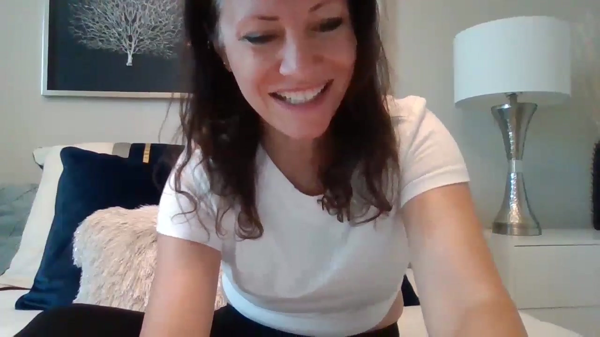 Gallery image thumbnail from LVDOLL's myfreecams stream on, 08/15/2024, 15:36 image 8 of 20