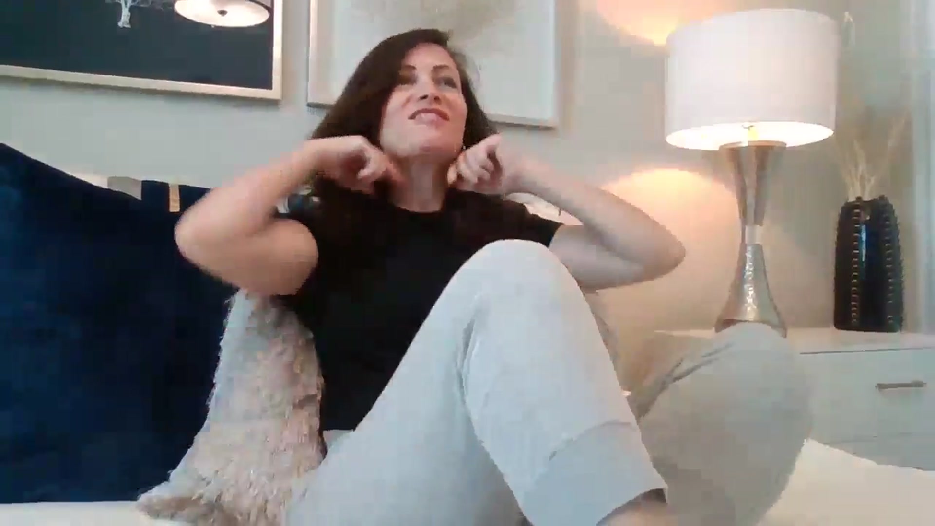Gallery image thumbnail from LVDOLL's myfreecams stream on, 08/16/2024, 21:16 image 5 of 20