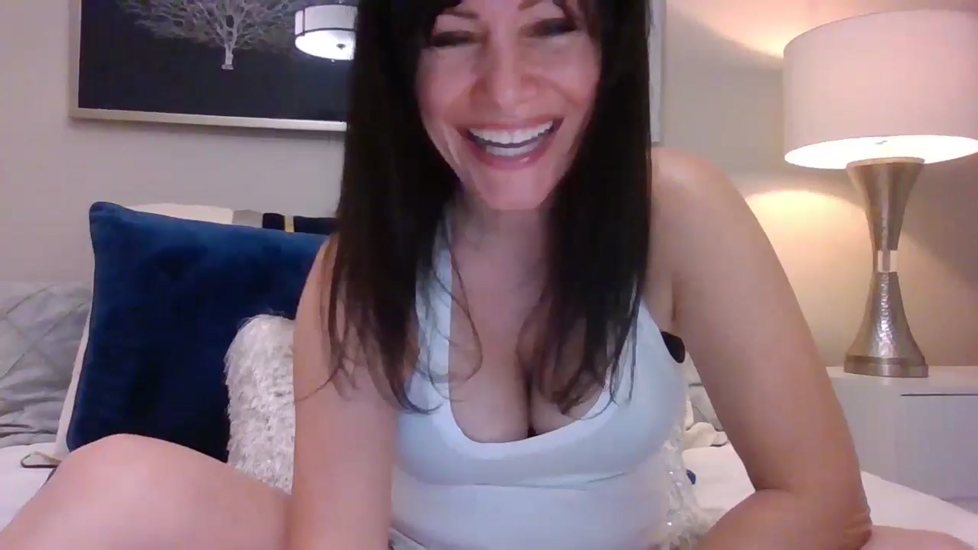 Gallery image thumbnail from LVDOLL's myfreecams stream on, 08/18/2024, 06:08 image 13 of 20