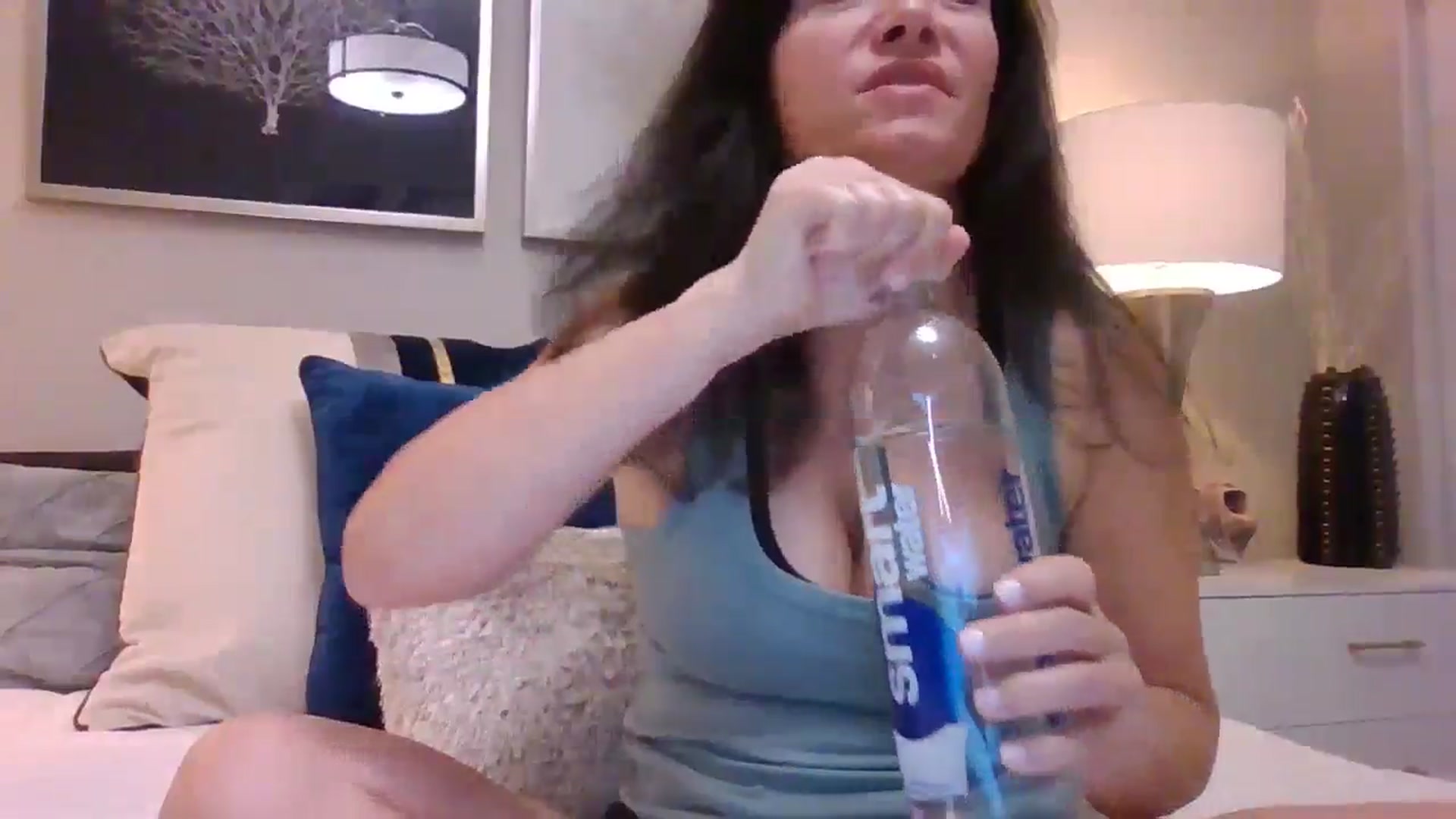 Gallery image thumbnail from LVDOLL's myfreecams stream on, 08/19/2024, 02:36 image 20 of 20