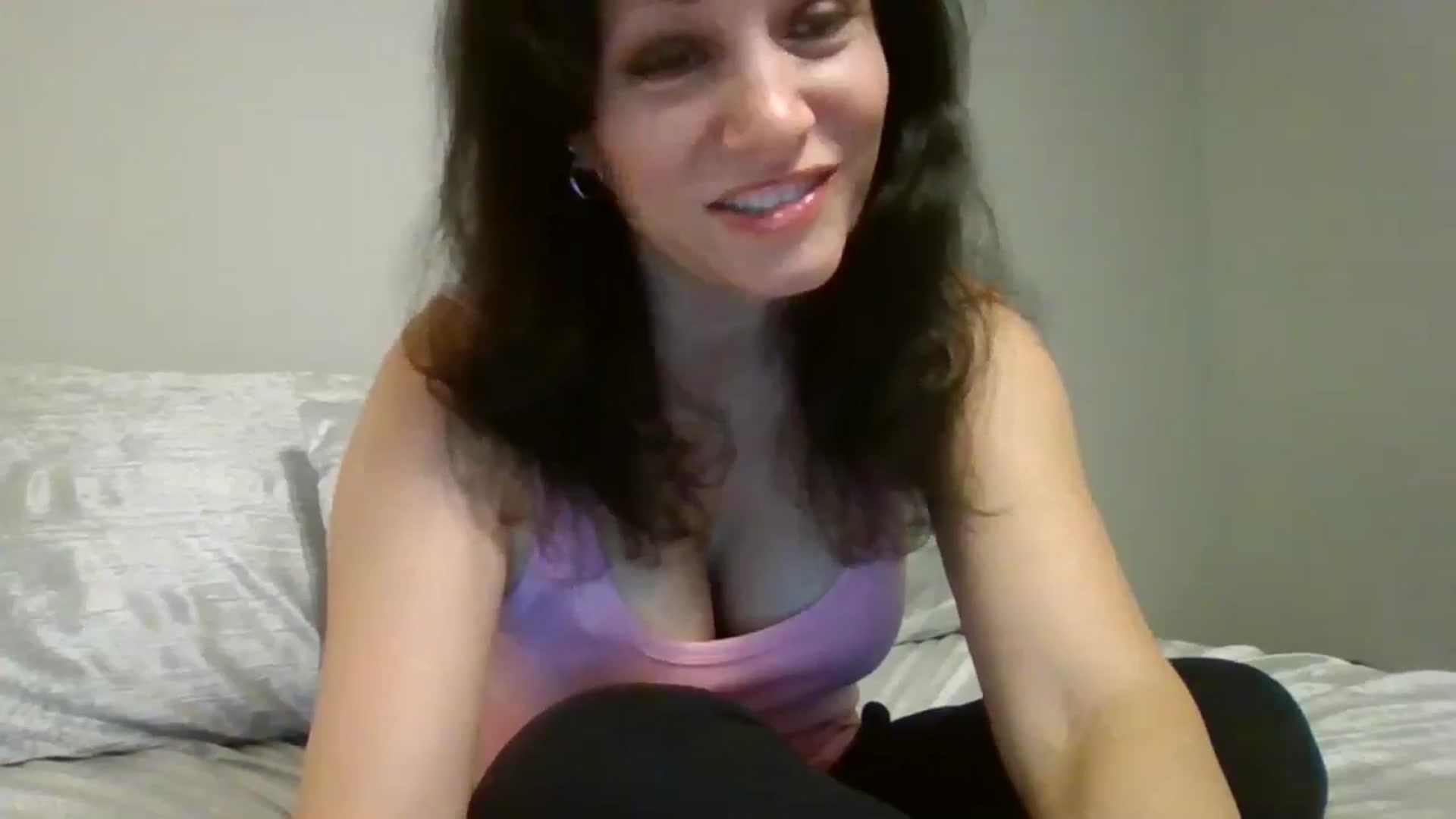 Gallery image thumbnail from LVDOLL's myfreecams stream on, 08/26/2024, 02:17 image 3 of 20