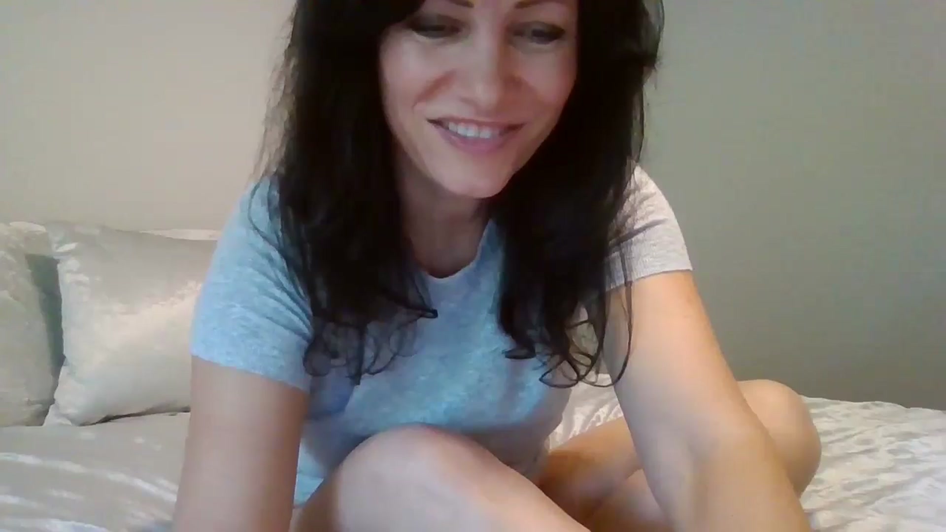 Gallery image thumbnail from LVDOLL's myfreecams stream on, 08/27/2024, 20:48 image 13 of 20
