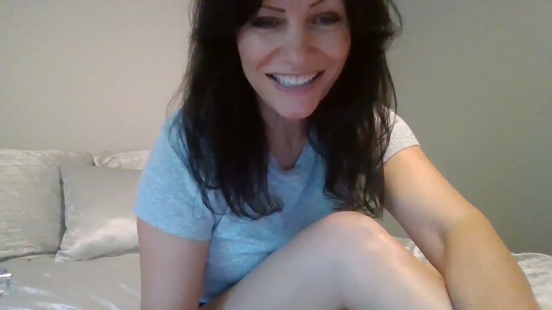 Gallery image thumbnail from LVDOLL's myfreecams stream on, 08/27/2024, 22:18 image 13 of 20