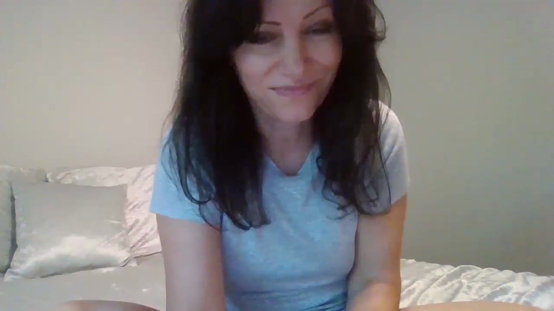Gallery image thumbnail from LVDOLL's myfreecams stream on, 08/27/2024, 22:18 image 9 of 20