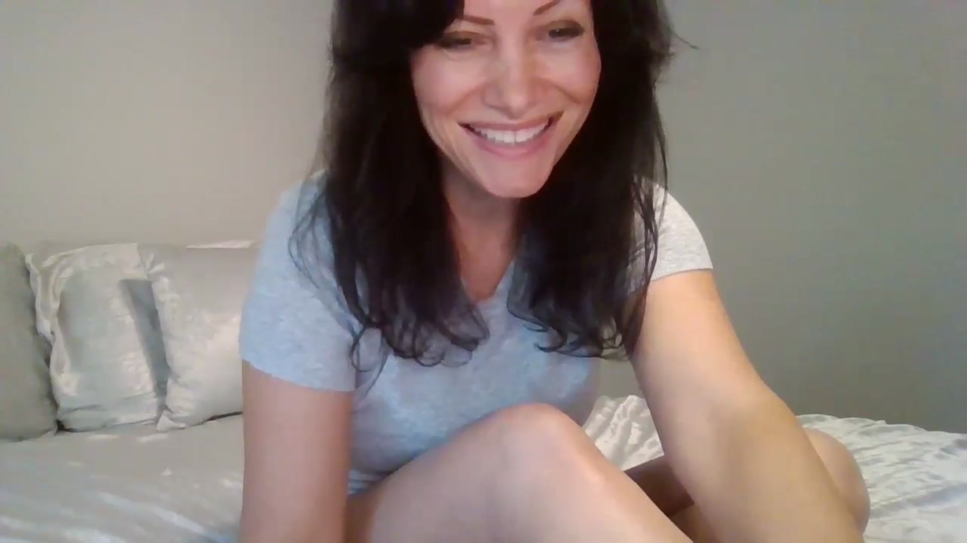 Gallery image thumbnail from LVDOLL's myfreecams stream on, 08/27/2024, 22:31 image 20 of 20