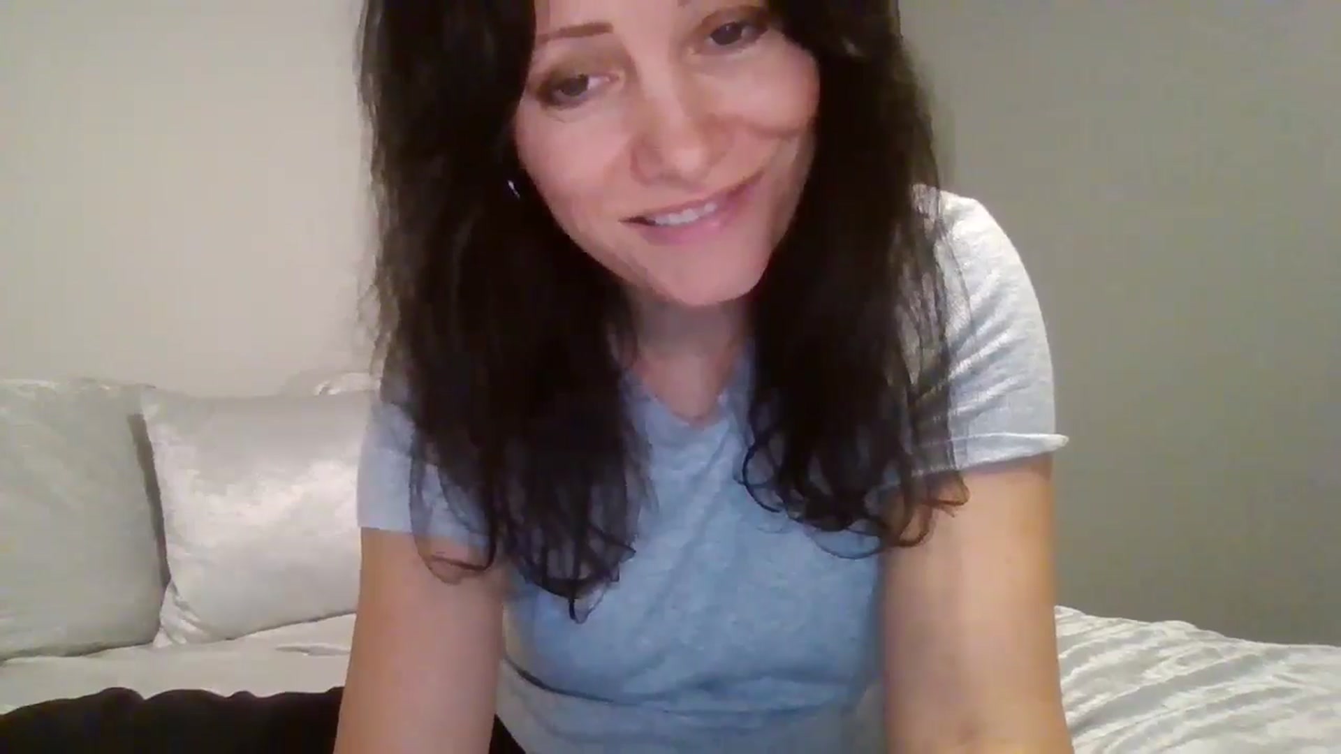 Gallery image thumbnail from LVDOLL's myfreecams stream on, 08/28/2024, 02:01 image 13 of 20