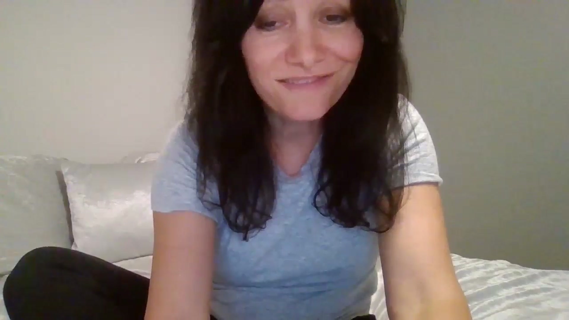 Gallery image thumbnail from LVDOLL's myfreecams stream on, 08/28/2024, 02:01 image 15 of 20