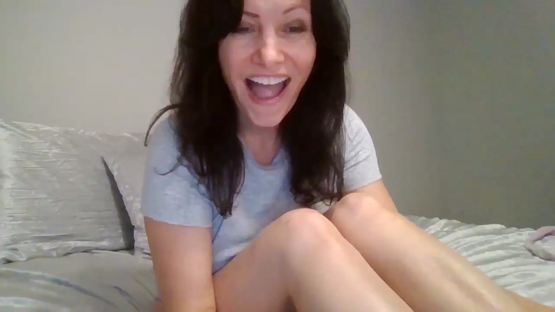 Gallery image thumbnail from LVDOLL's myfreecams stream on, 08/28/2024, 03:52 image 4 of 20