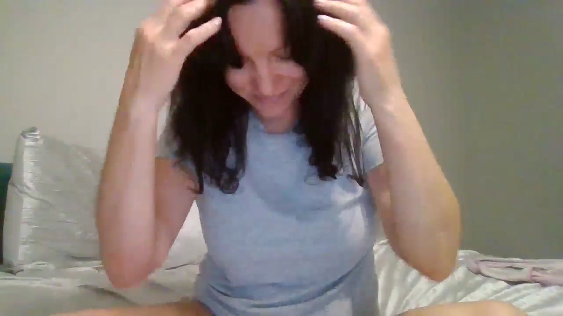 Gallery image thumbnail from LVDOLL's myfreecams stream on, 08/28/2024, 05:37 image 5 of 20
