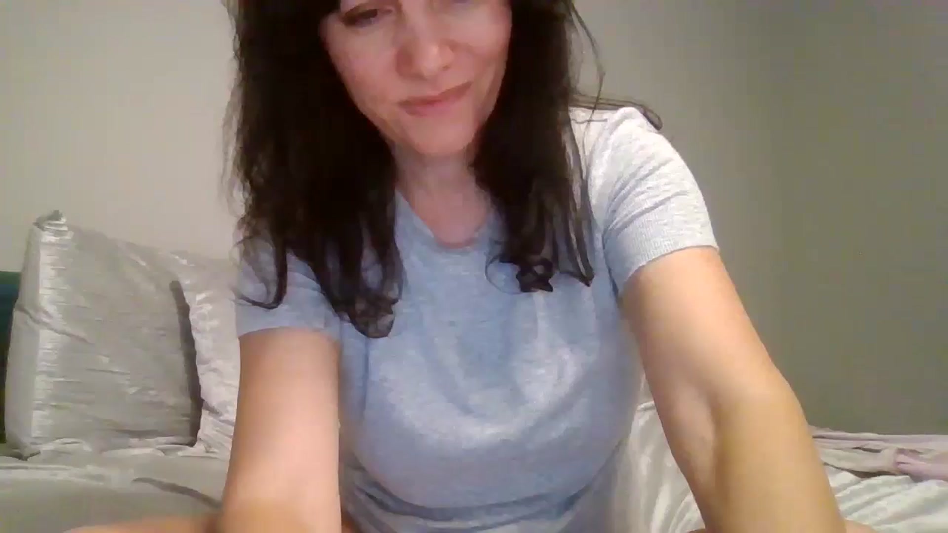 Gallery image thumbnail from LVDOLL's myfreecams stream on, 08/28/2024, 05:37 image 4 of 20