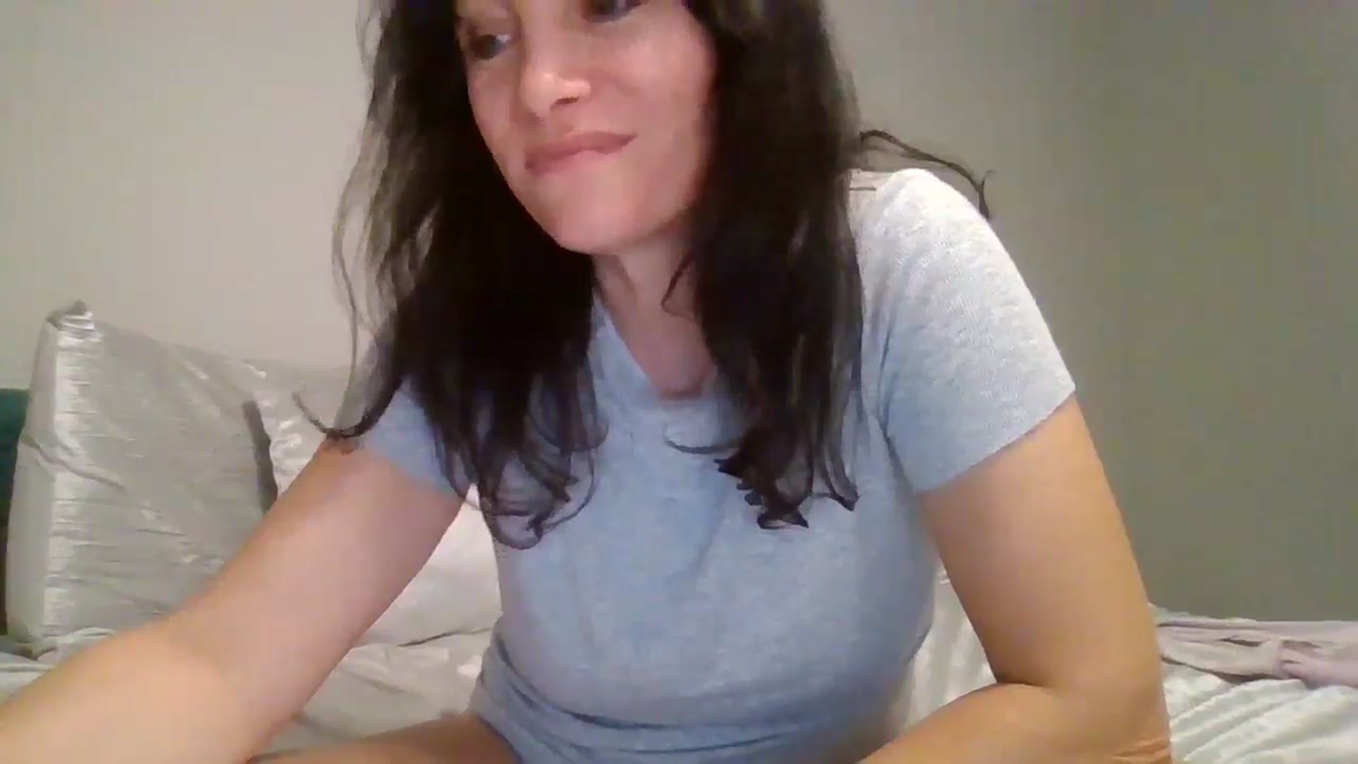 Gallery image thumbnail from LVDOLL's myfreecams stream on, 08/28/2024, 05:37 image 9 of 20