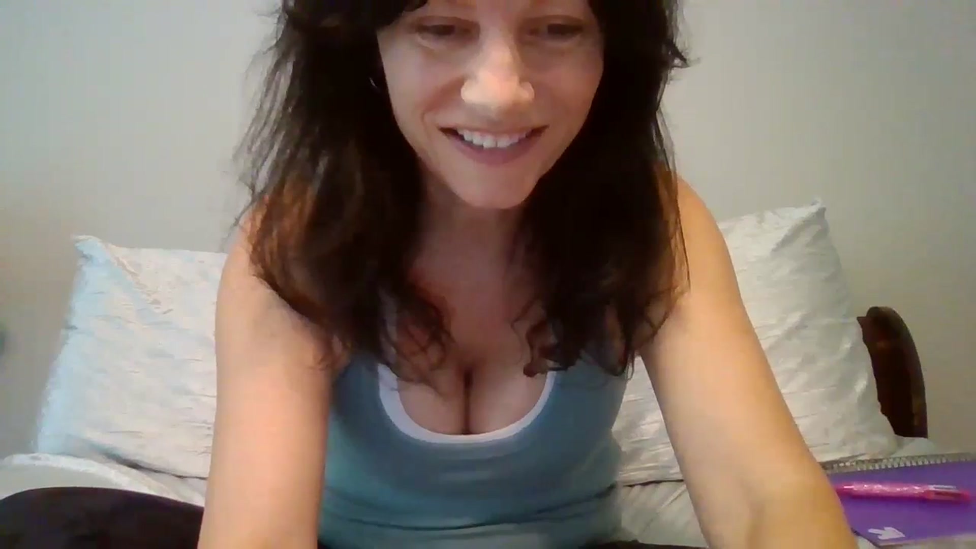 Gallery image thumbnail from LVDOLL's myfreecams stream on, 08/28/2024, 19:19 image 12 of 20