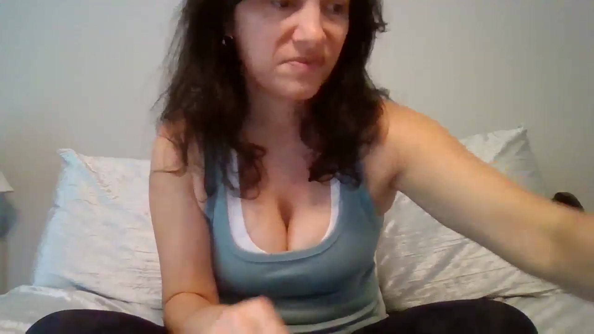 Gallery image thumbnail from LVDOLL's myfreecams stream on, 08/28/2024, 19:19 image 8 of 20
