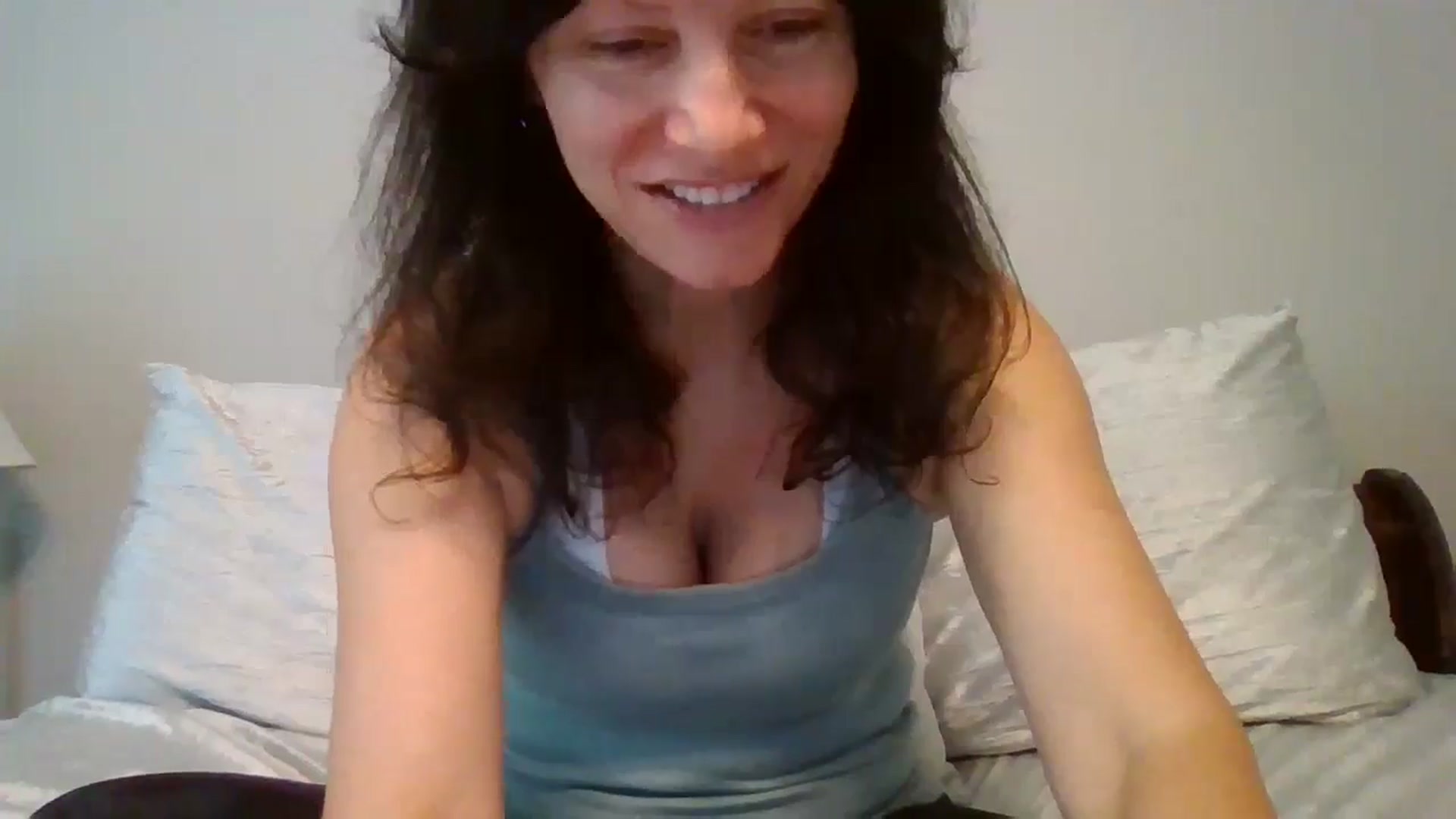 Gallery image thumbnail from LVDOLL's myfreecams stream on, 08/28/2024, 19:19 image 5 of 20