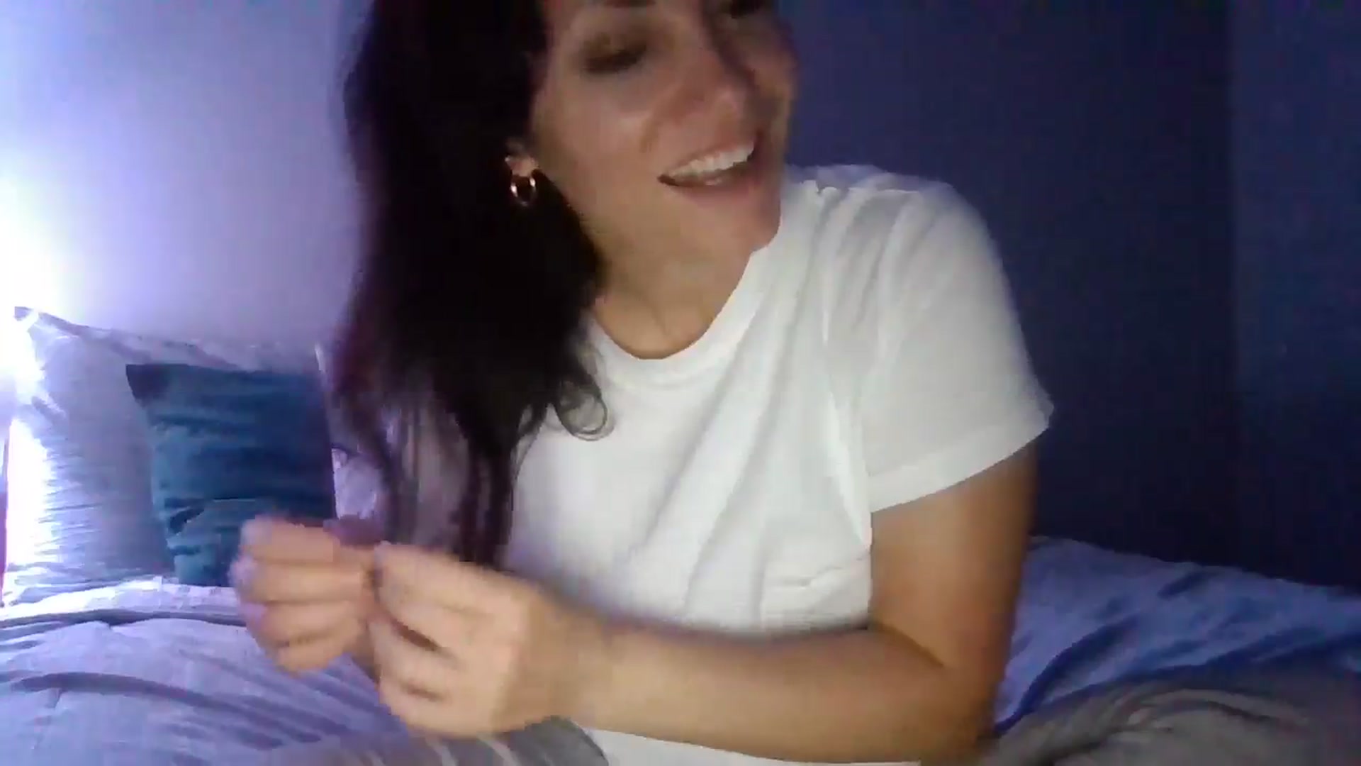 Gallery image thumbnail from LVDOLL's myfreecams stream on, 08/30/2024, 05:34 image 17 of 20
