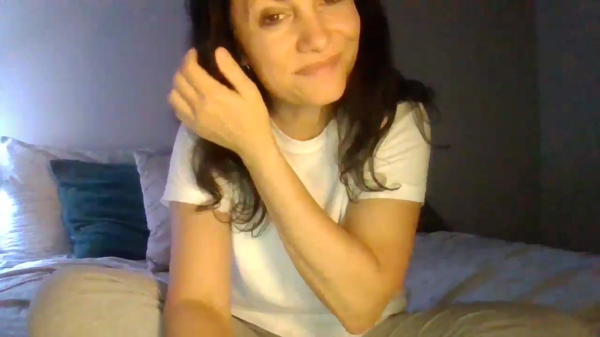 Gallery image thumbnail from LVDOLL's myfreecams stream on, 08/30/2024, 05:34 image 11 of 20