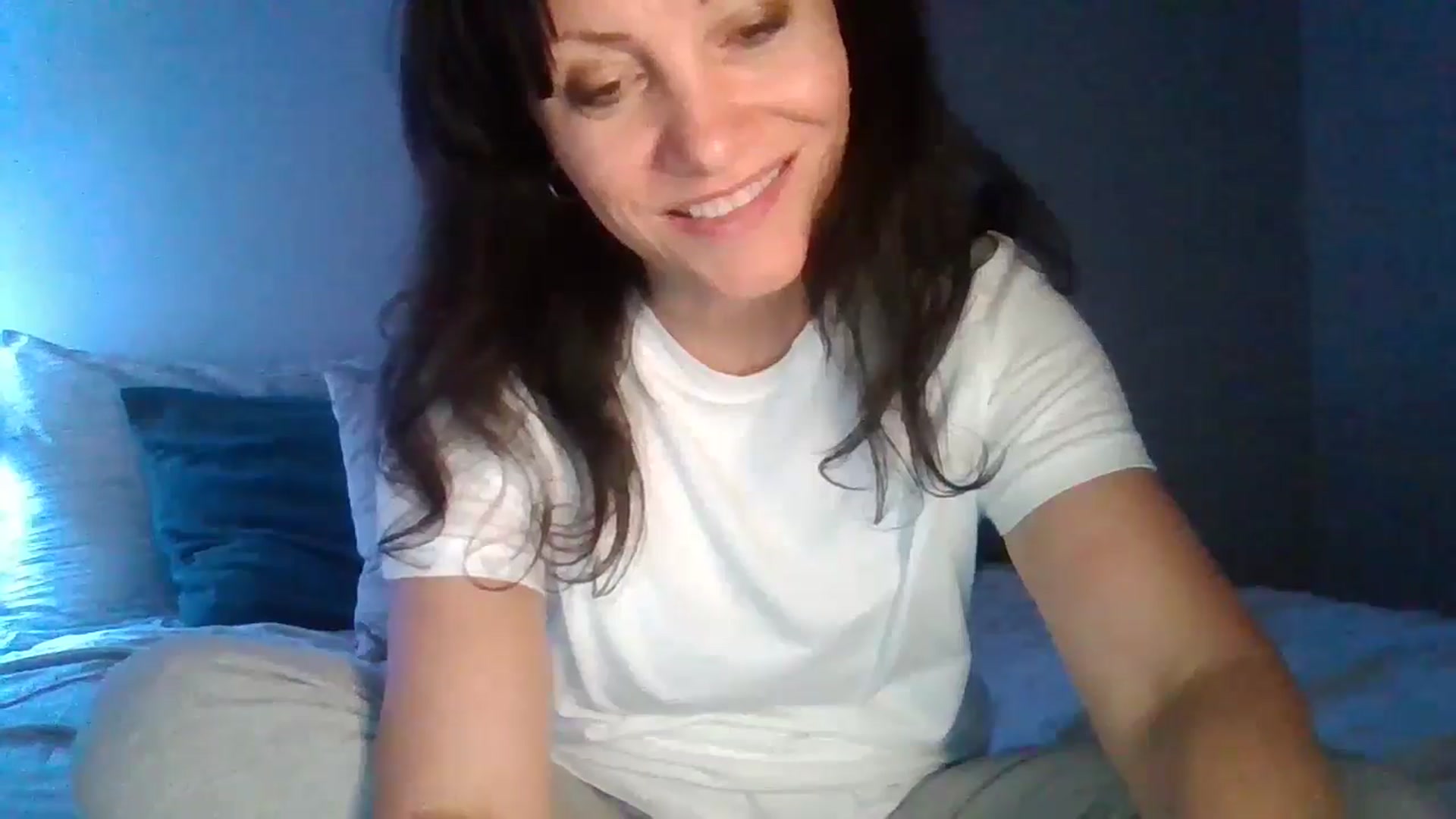 Gallery image thumbnail from LVDOLL's myfreecams stream on, 08/30/2024, 05:34 image 8 of 20