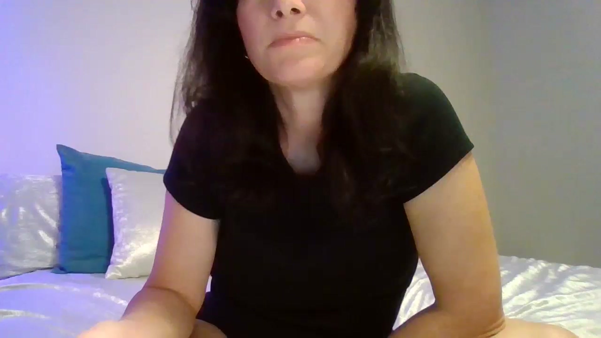 Gallery image thumbnail from LVDOLL's myfreecams stream on, 09/01/2024, 02:42 image 13 of 20