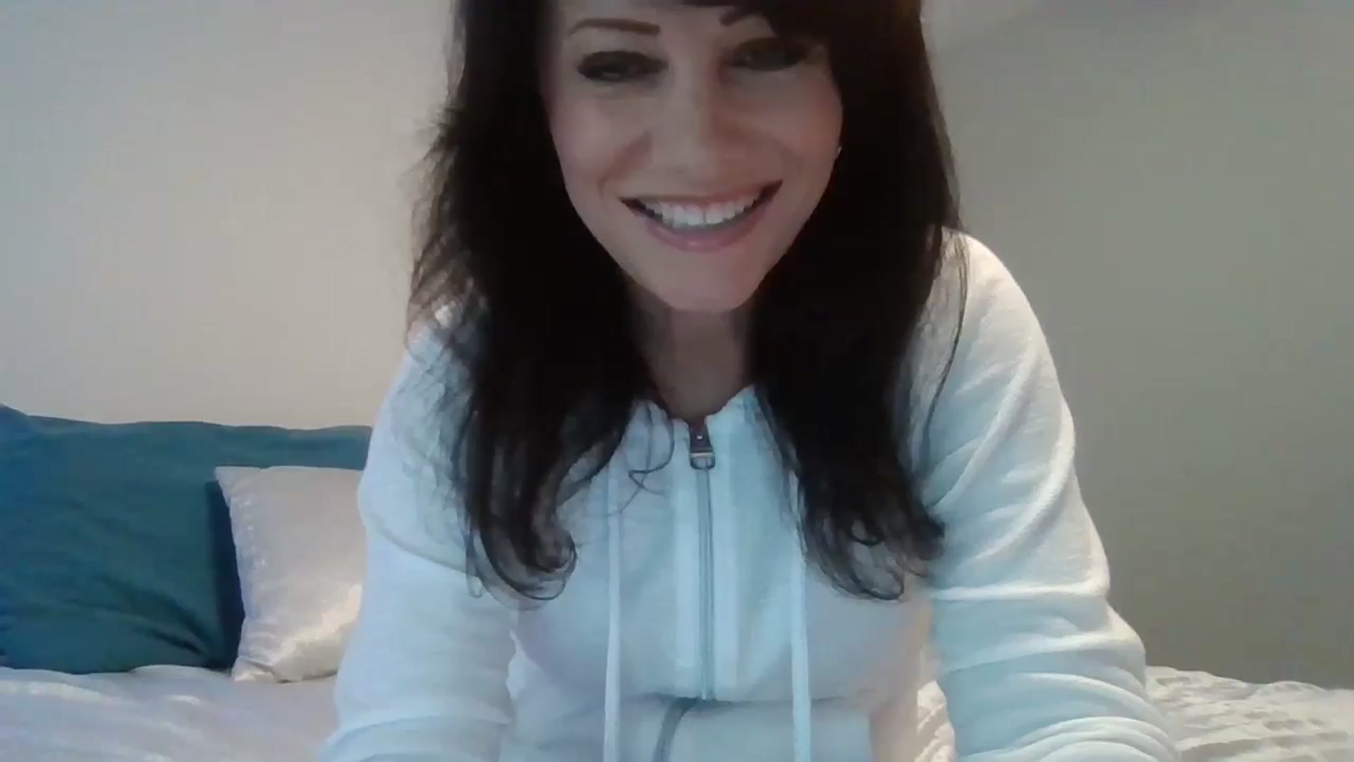 Gallery image thumbnail from LVDOLL's myfreecams stream on, 09/01/2024, 20:42 image 1 of 20