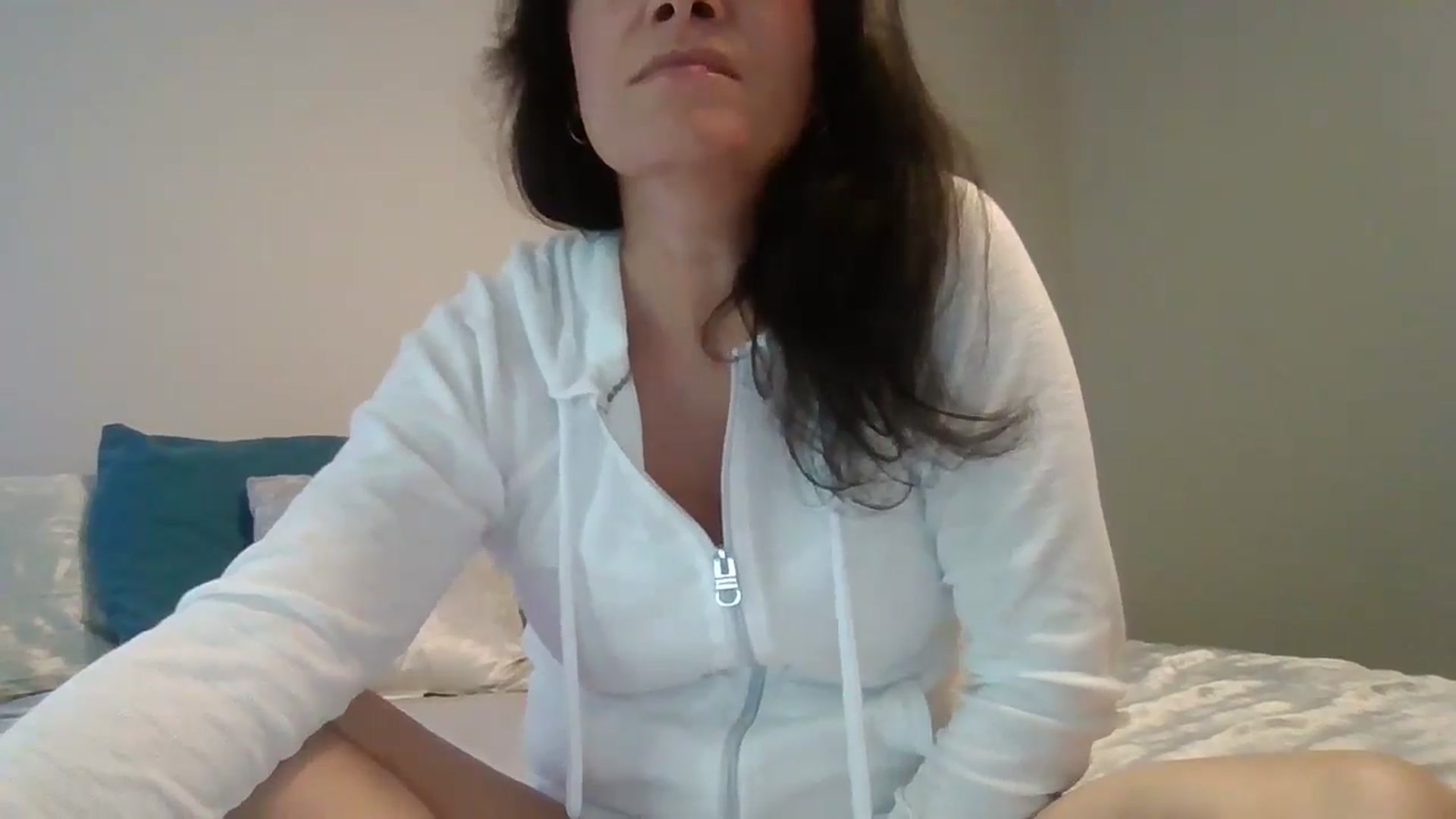 Gallery image thumbnail from LVDOLL's myfreecams stream on, 09/01/2024, 20:42 image 13 of 20