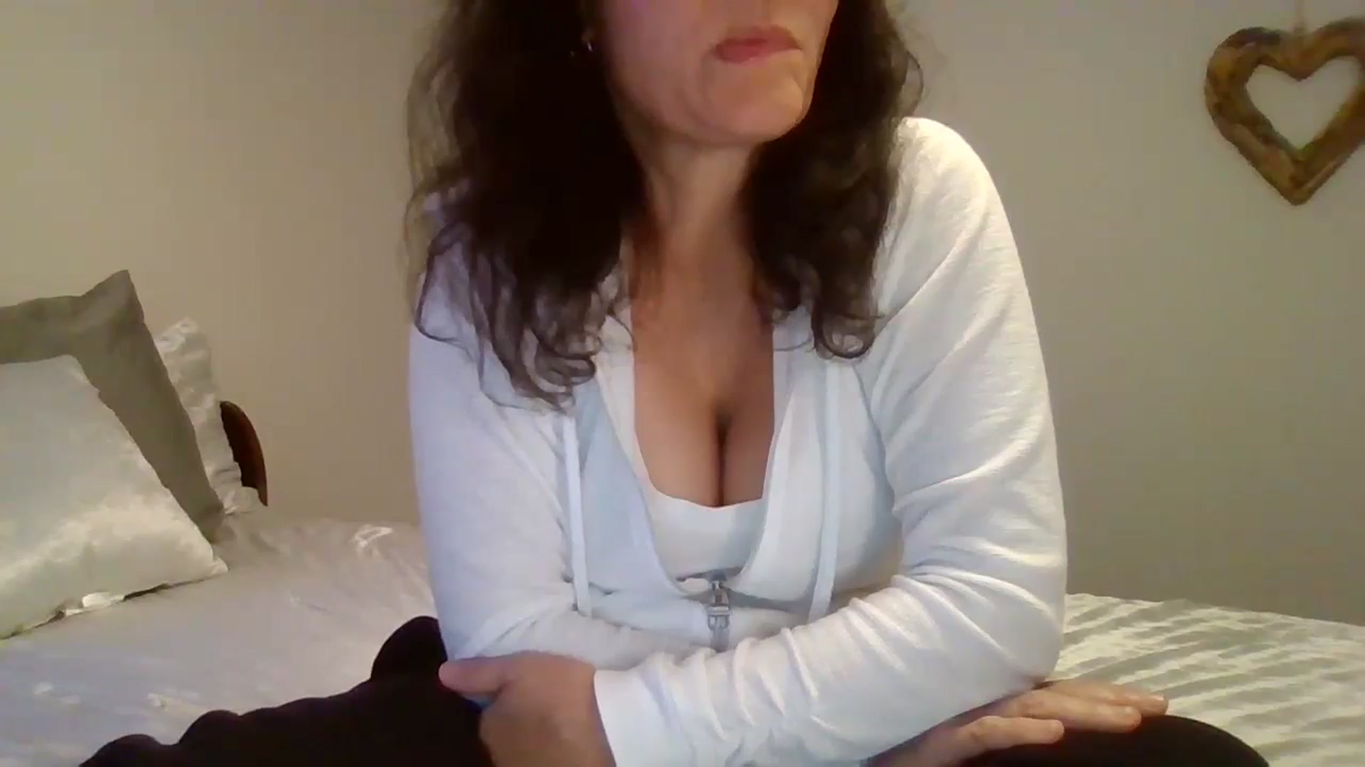 Gallery image thumbnail from LVDOLL's myfreecams stream on, 09/02/2024, 02:54 image 14 of 20