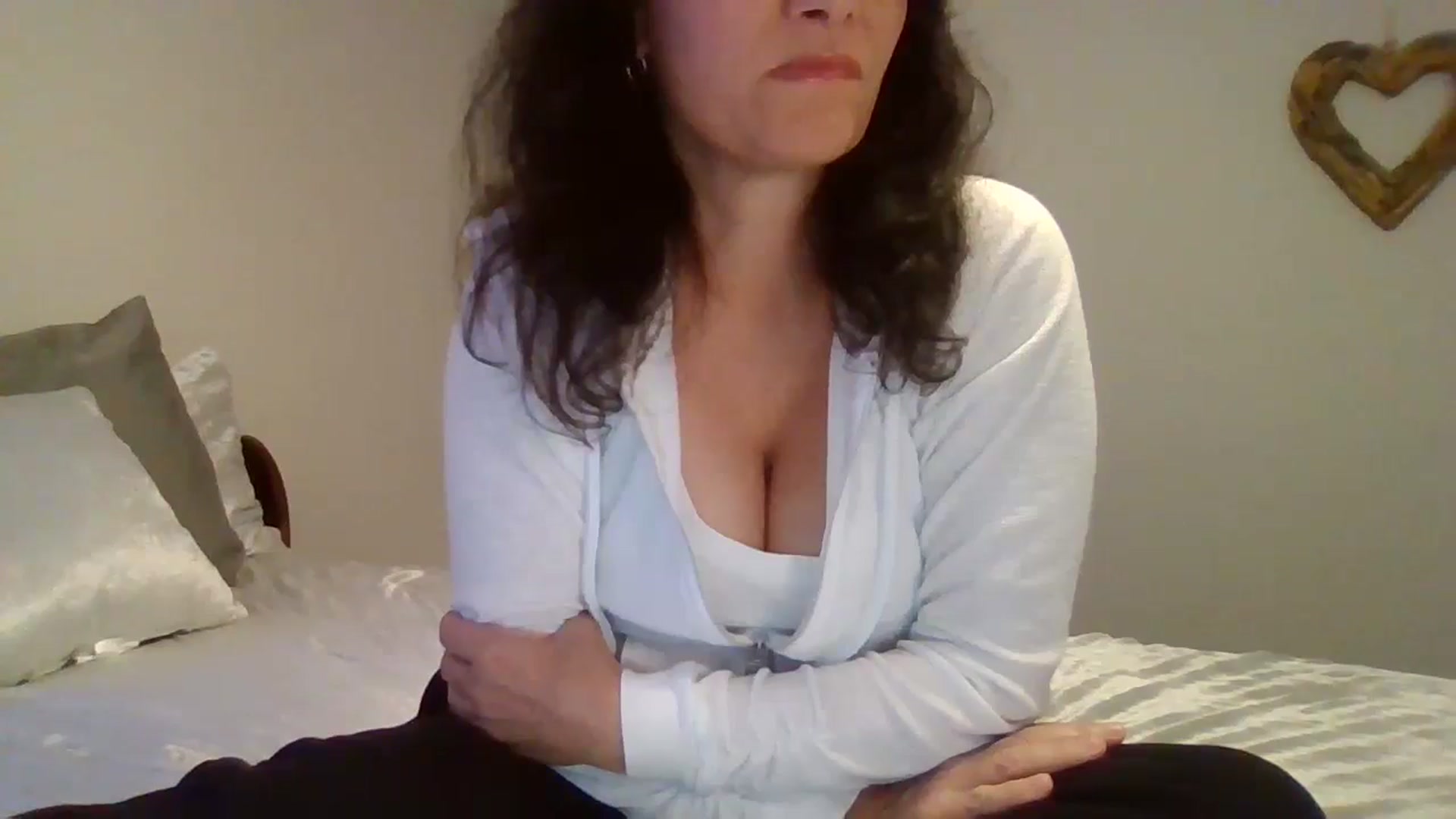 Gallery image thumbnail from LVDOLL's myfreecams stream on, 09/02/2024, 02:54 image 12 of 20