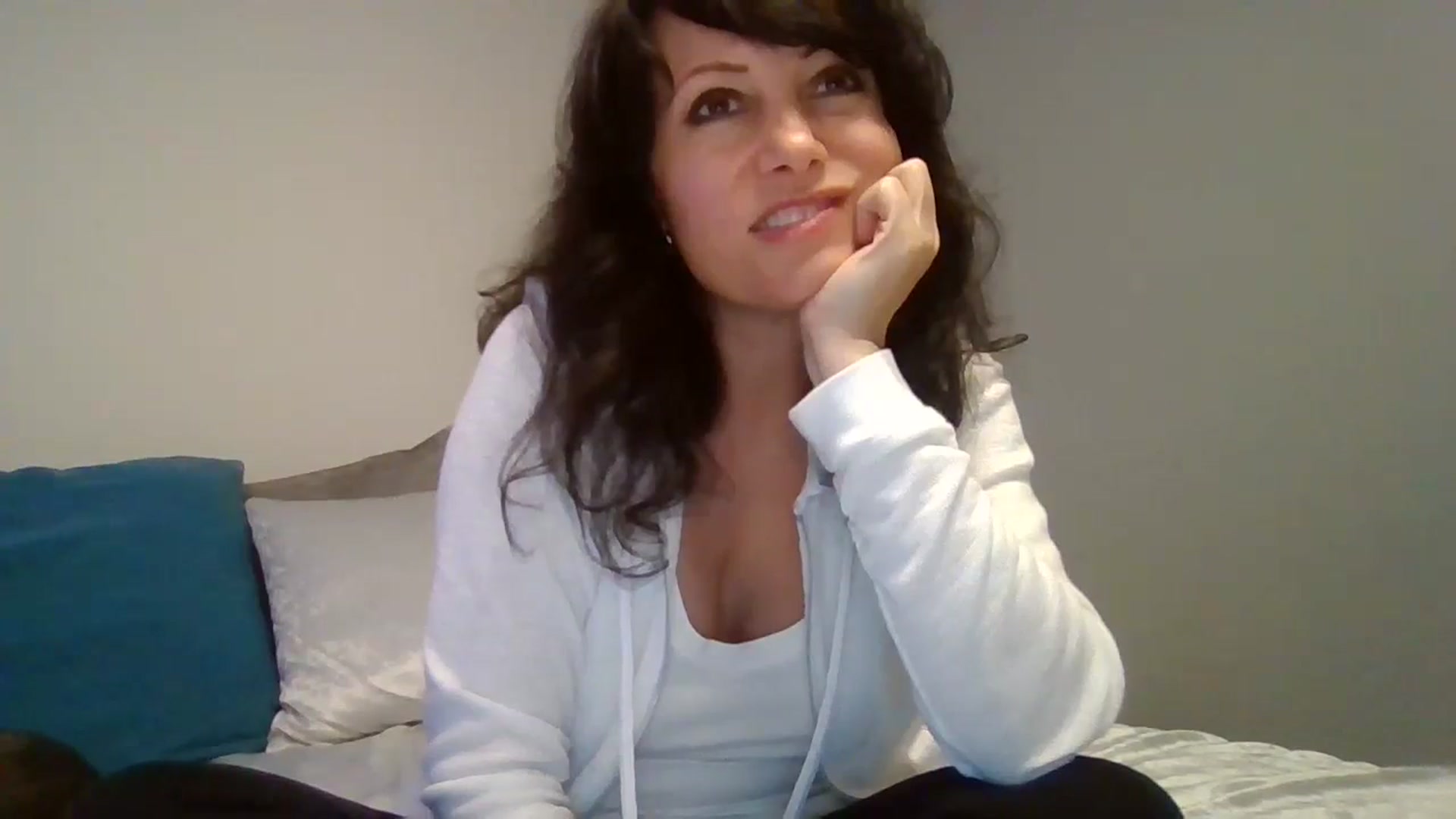 Gallery image thumbnail from LVDOLL's myfreecams stream on, 09/02/2024, 04:46 image 6 of 20