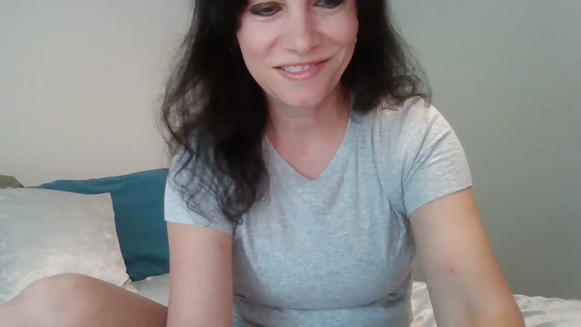 Gallery image thumbnail from LVDOLL's myfreecams stream on, 09/02/2024, 17:39 image 3 of 20