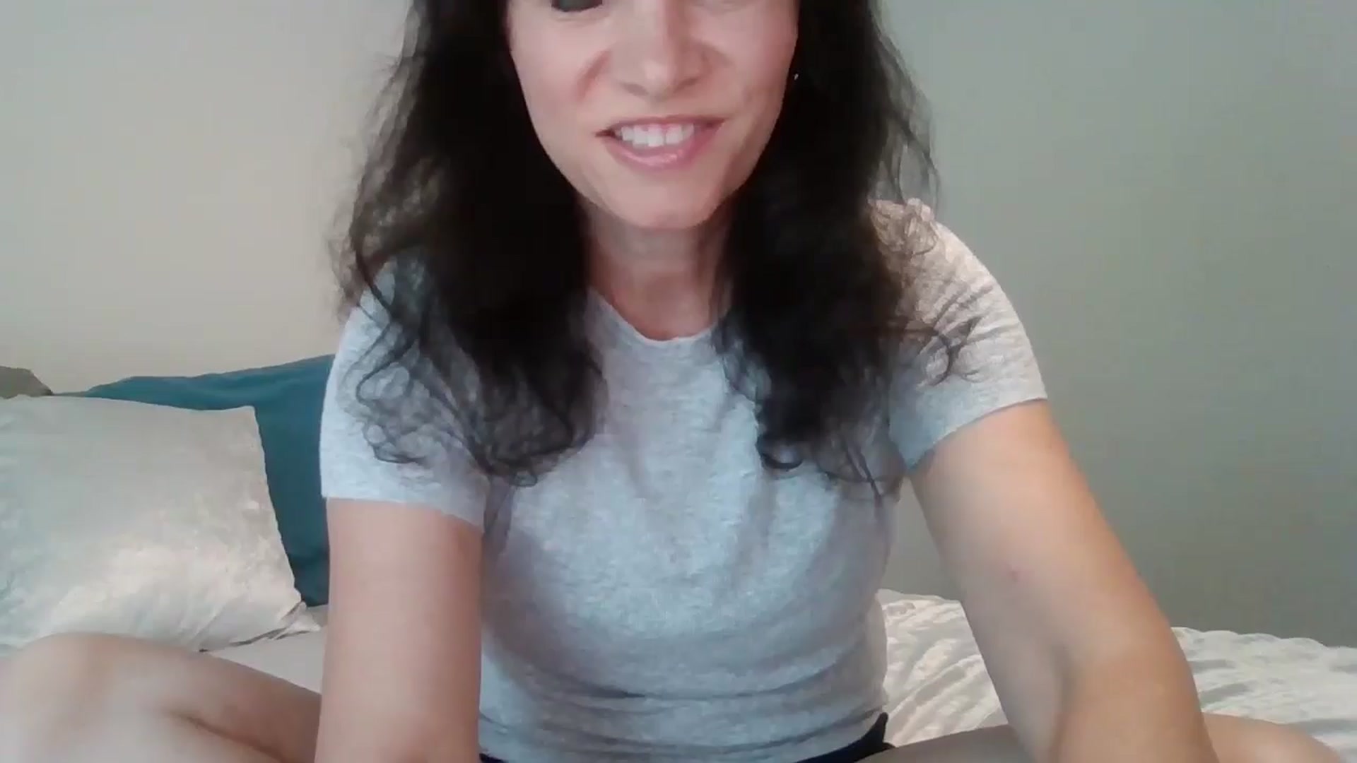 Gallery image thumbnail from LVDOLL's myfreecams stream on, 09/02/2024, 17:39 image 10 of 20