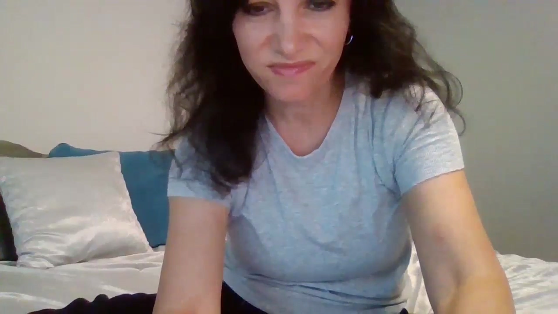 Gallery image thumbnail from LVDOLL's myfreecams stream on, 09/02/2024, 22:19 image 3 of 20