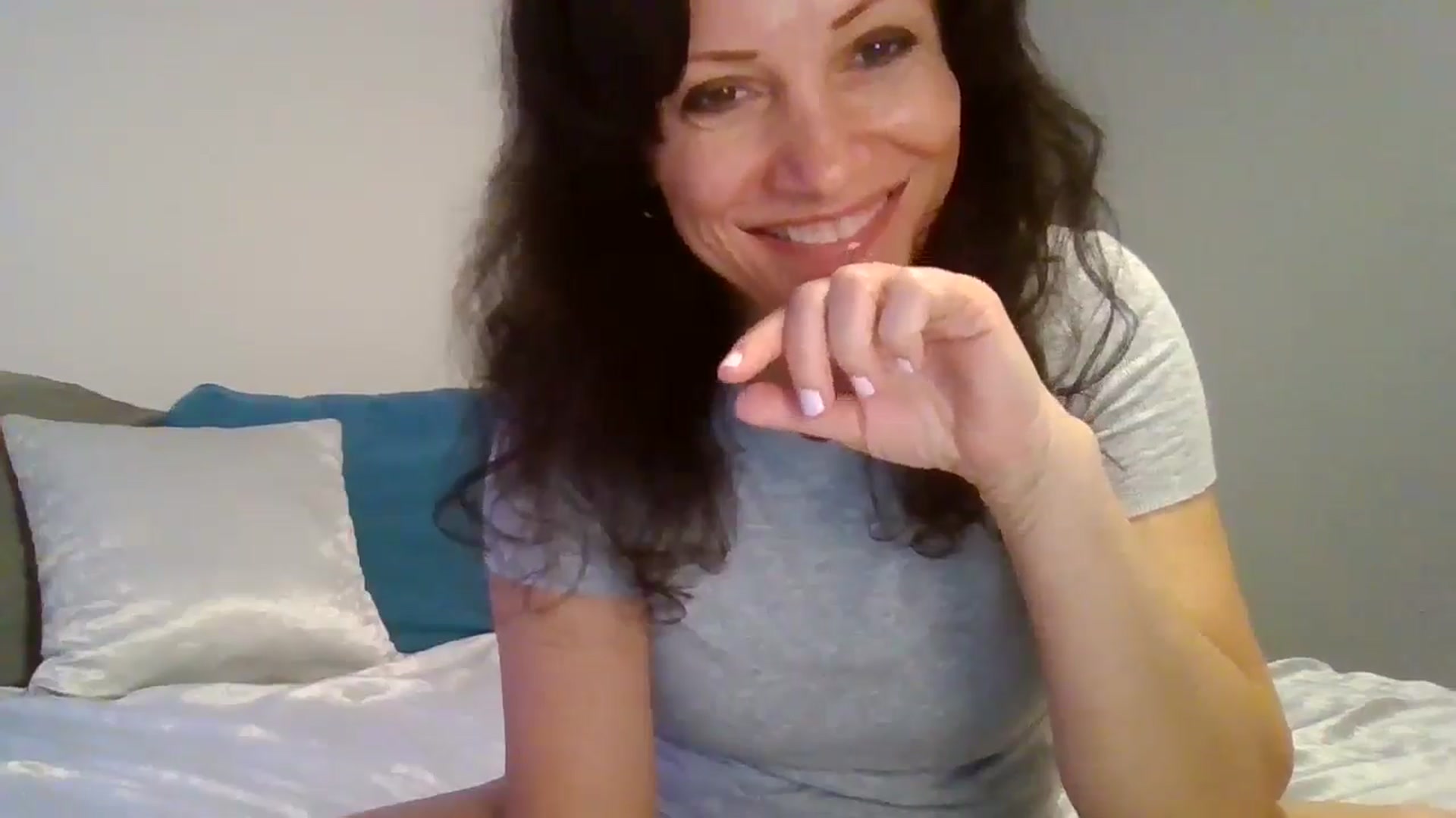 Gallery image thumbnail from LVDOLL's myfreecams stream on, 09/03/2024, 01:48 image 4 of 20