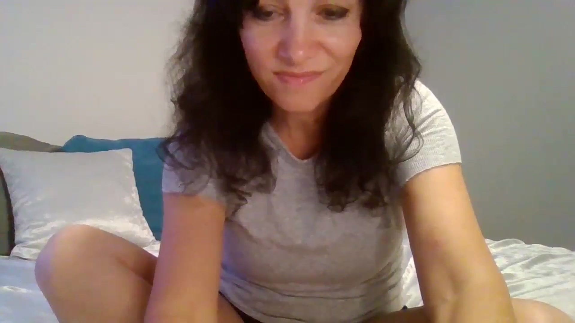Gallery image thumbnail from LVDOLL's myfreecams stream on, 09/03/2024, 01:48 image 12 of 20
