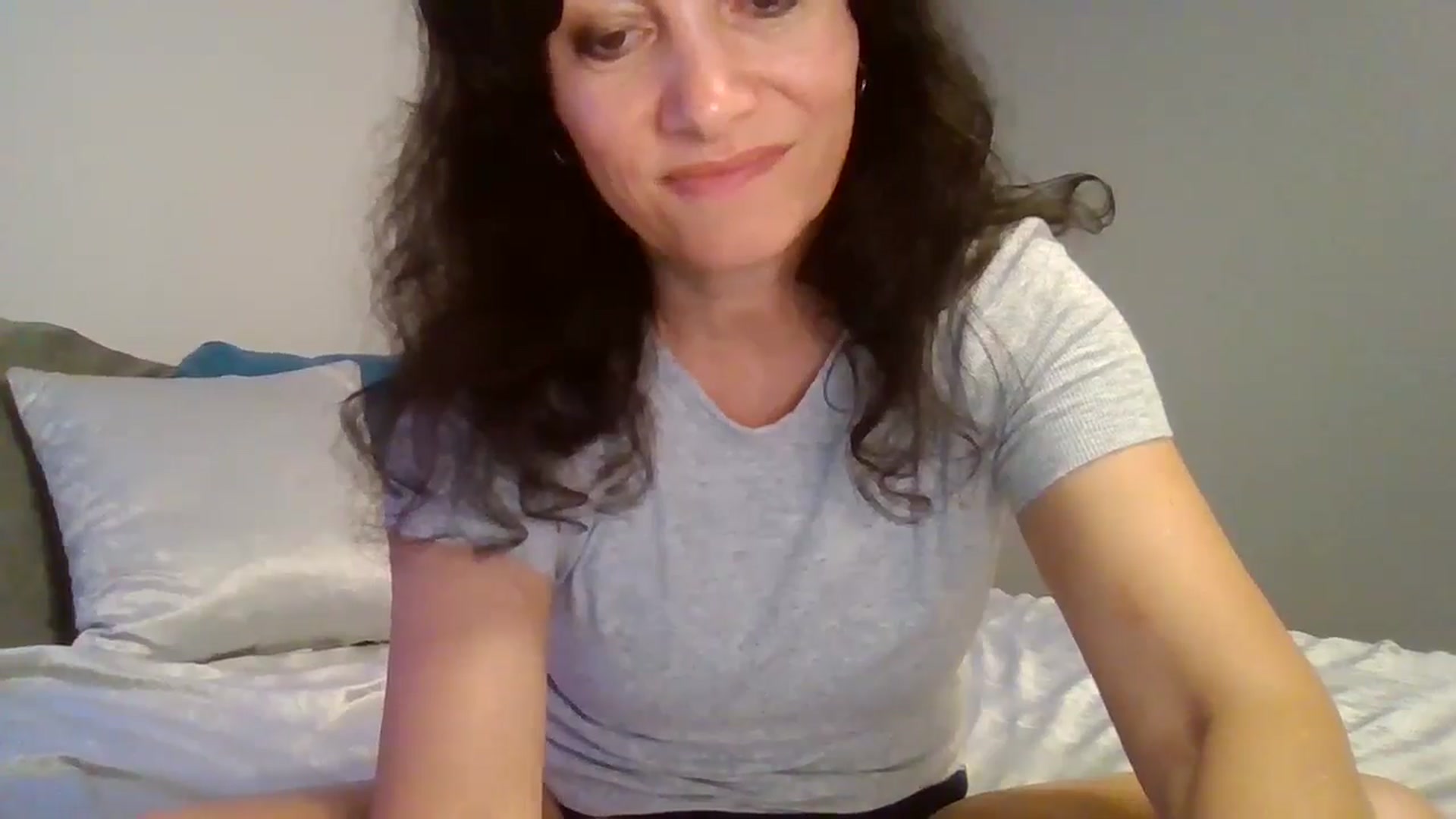 Gallery image thumbnail from LVDOLL's myfreecams stream on, 09/03/2024, 04:32 image 18 of 20