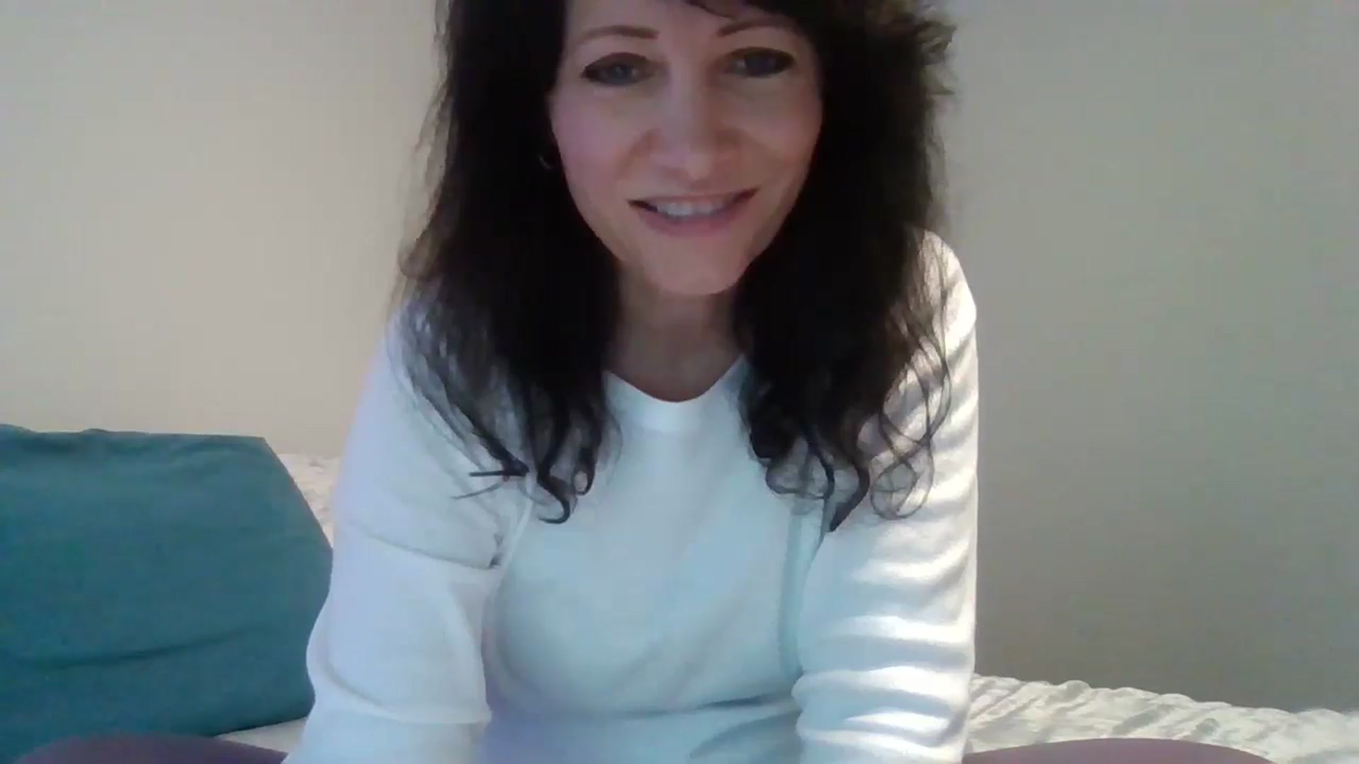 Gallery image thumbnail from LVDOLL's myfreecams stream on, 09/03/2024, 23:00 image 12 of 20