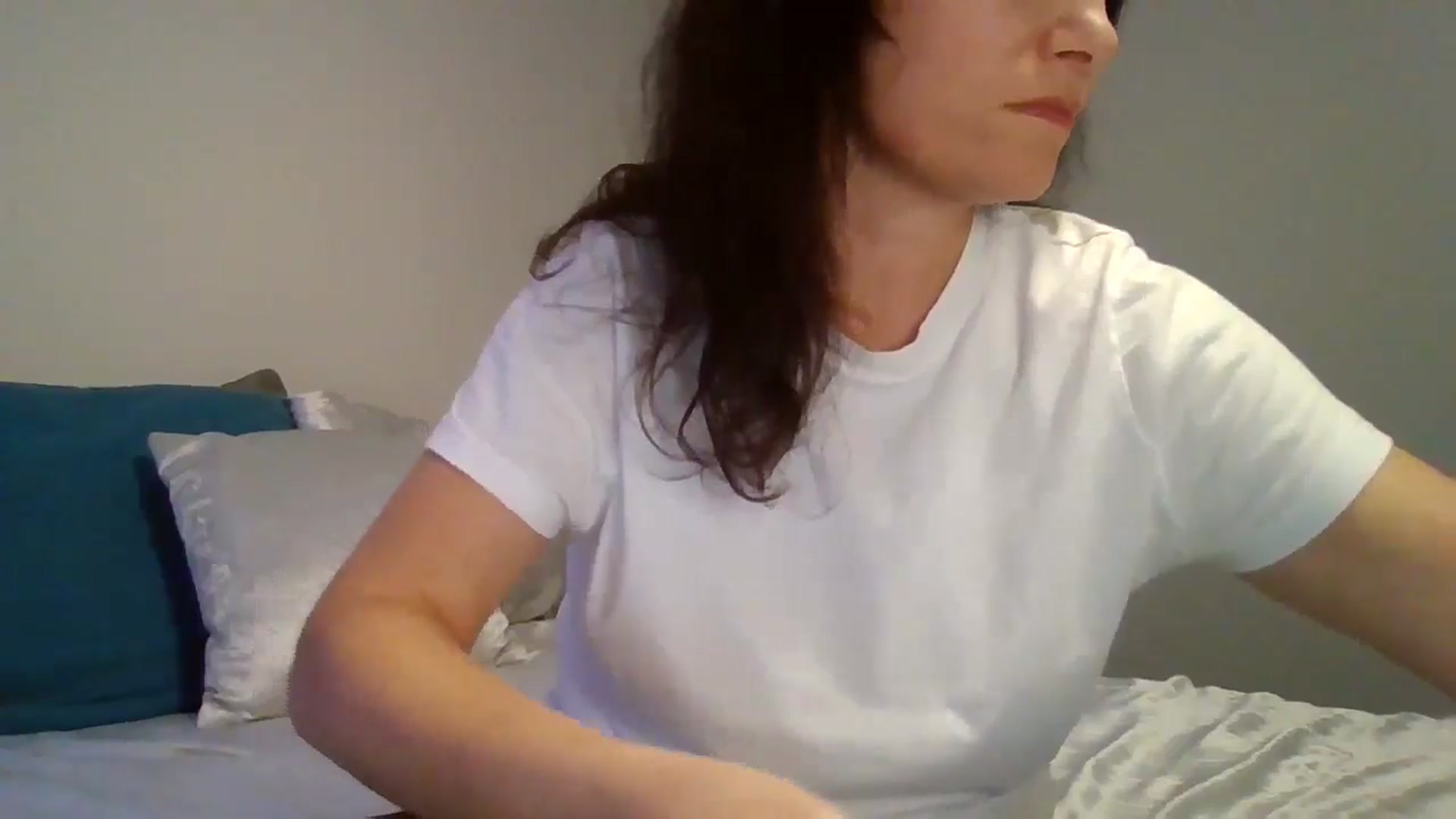 Gallery image thumbnail from LVDOLL's myfreecams stream on, 09/05/2024, 02:07 image 13 of 20