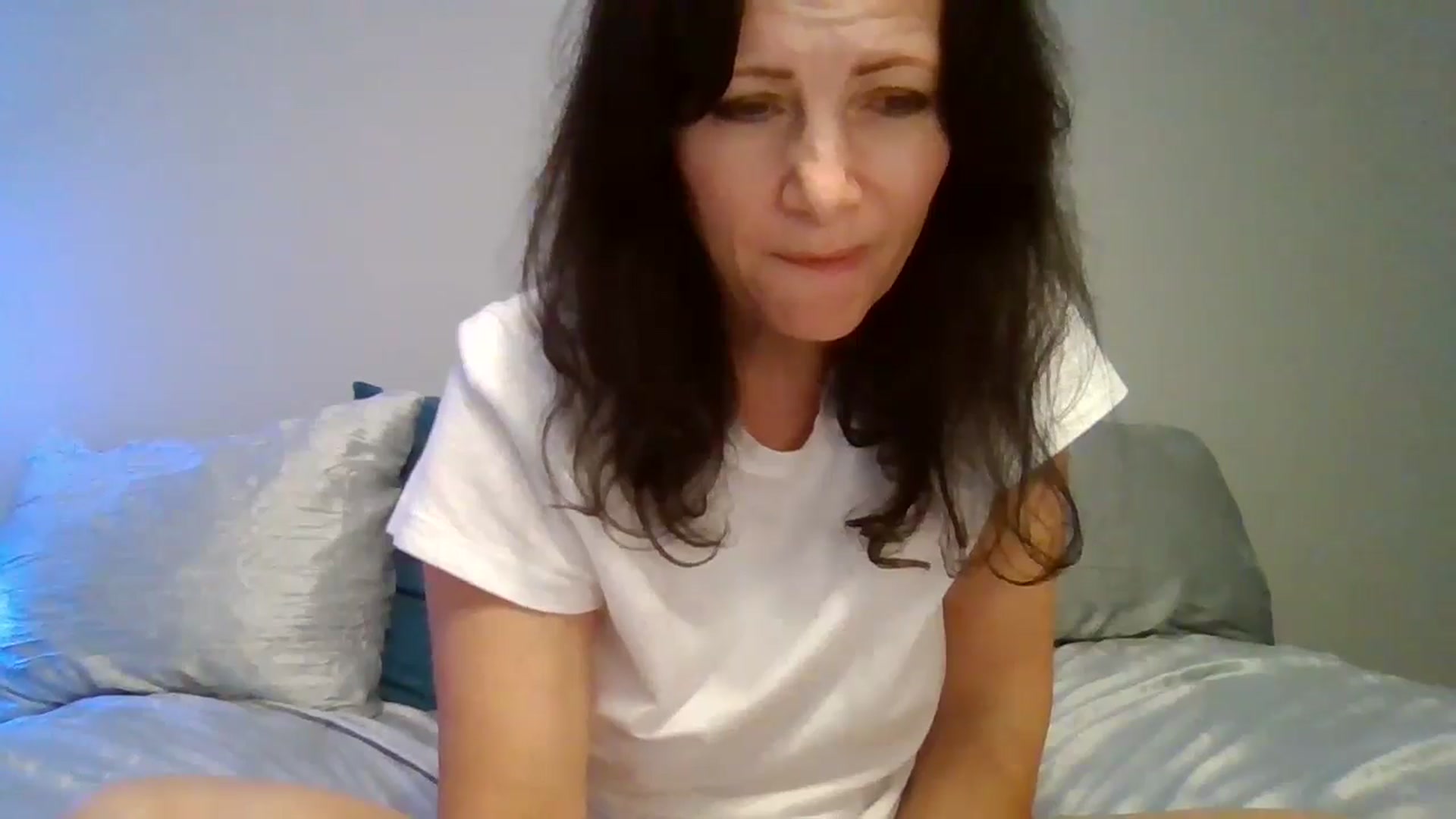 Gallery image thumbnail from LVDOLL's myfreecams stream on, 09/05/2024, 05:13 image 5 of 20