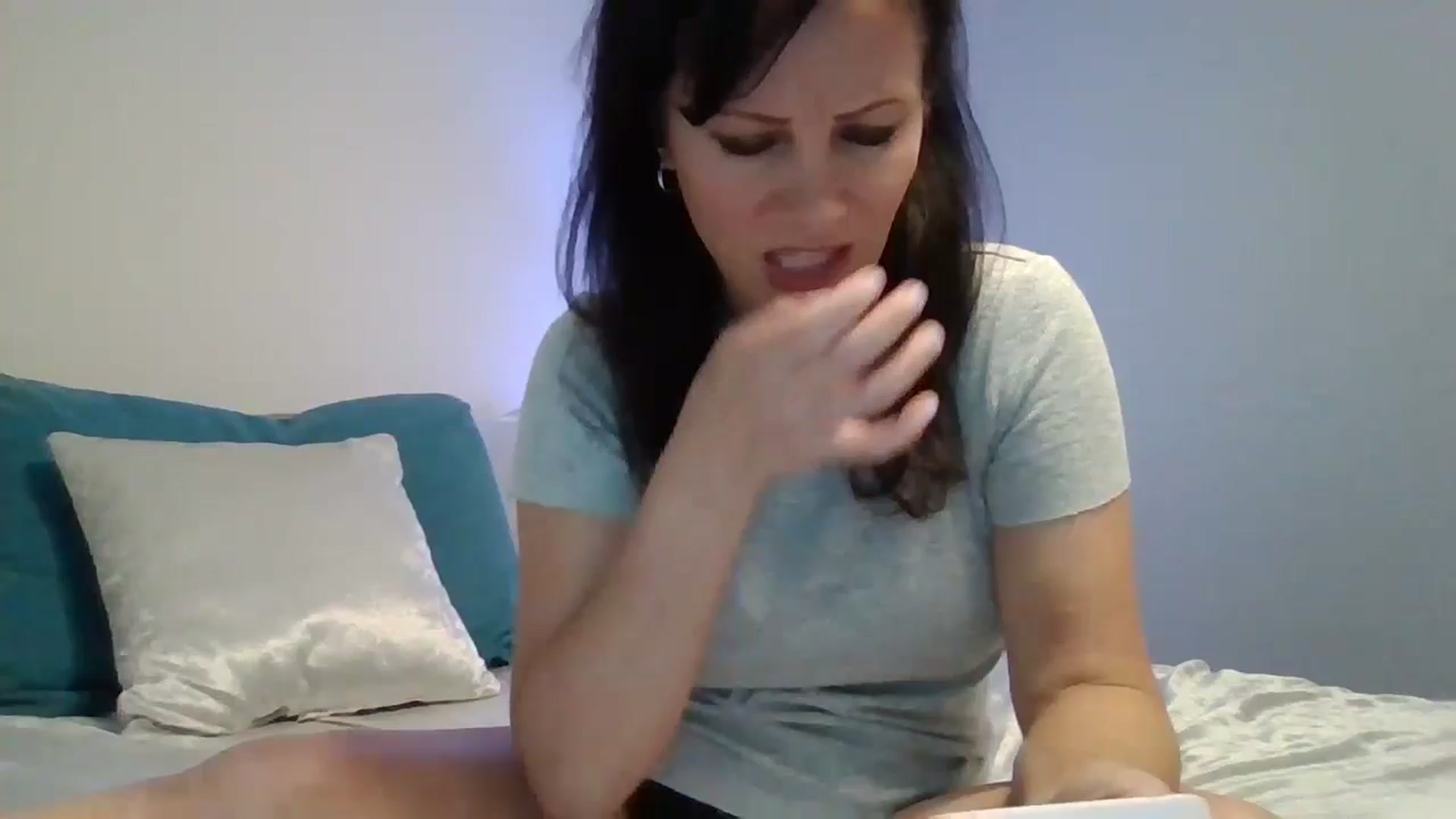 Gallery image thumbnail from LVDOLL's myfreecams stream on, 09/06/2024, 03:45 image 1 of 20