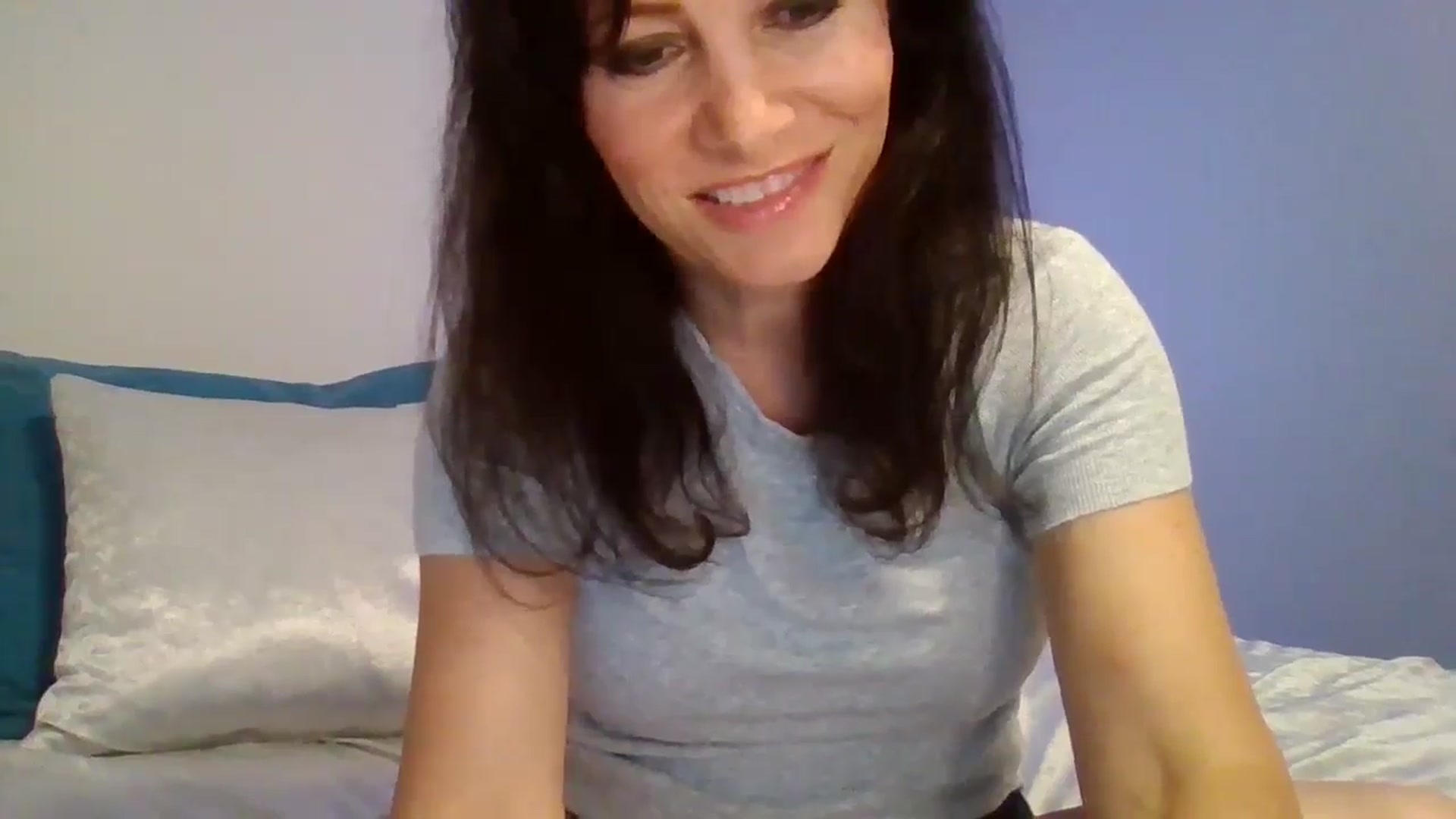 Gallery image thumbnail from LVDOLL's myfreecams stream on, 09/06/2024, 03:45 image 5 of 20