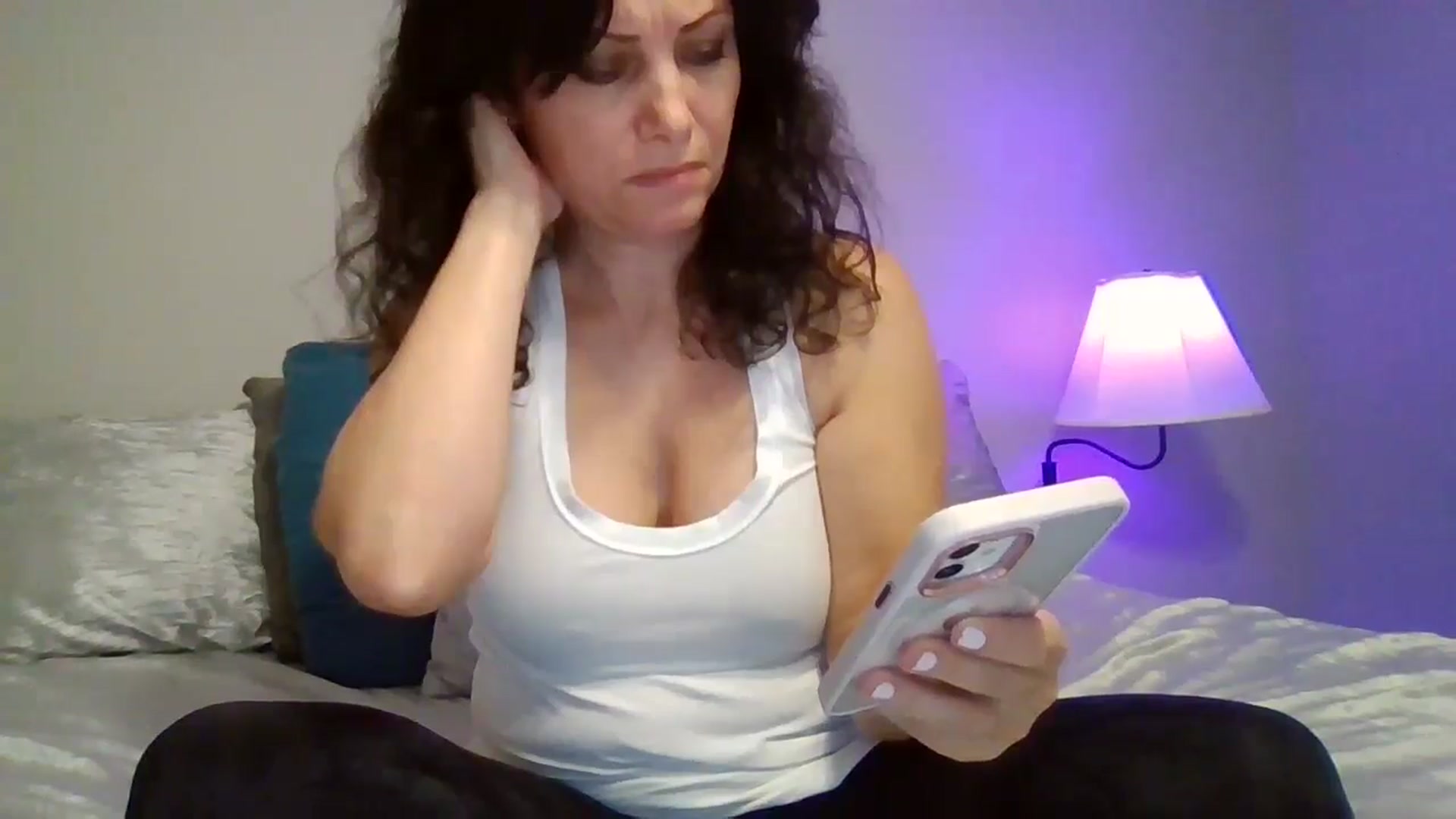 Gallery image thumbnail from LVDOLL's myfreecams stream on, 09/07/2024, 02:56 image 17 of 20