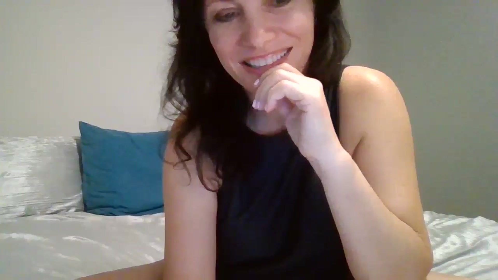 Gallery image thumbnail from LVDOLL's myfreecams stream on, 09/09/2024, 05:35 image 19 of 20