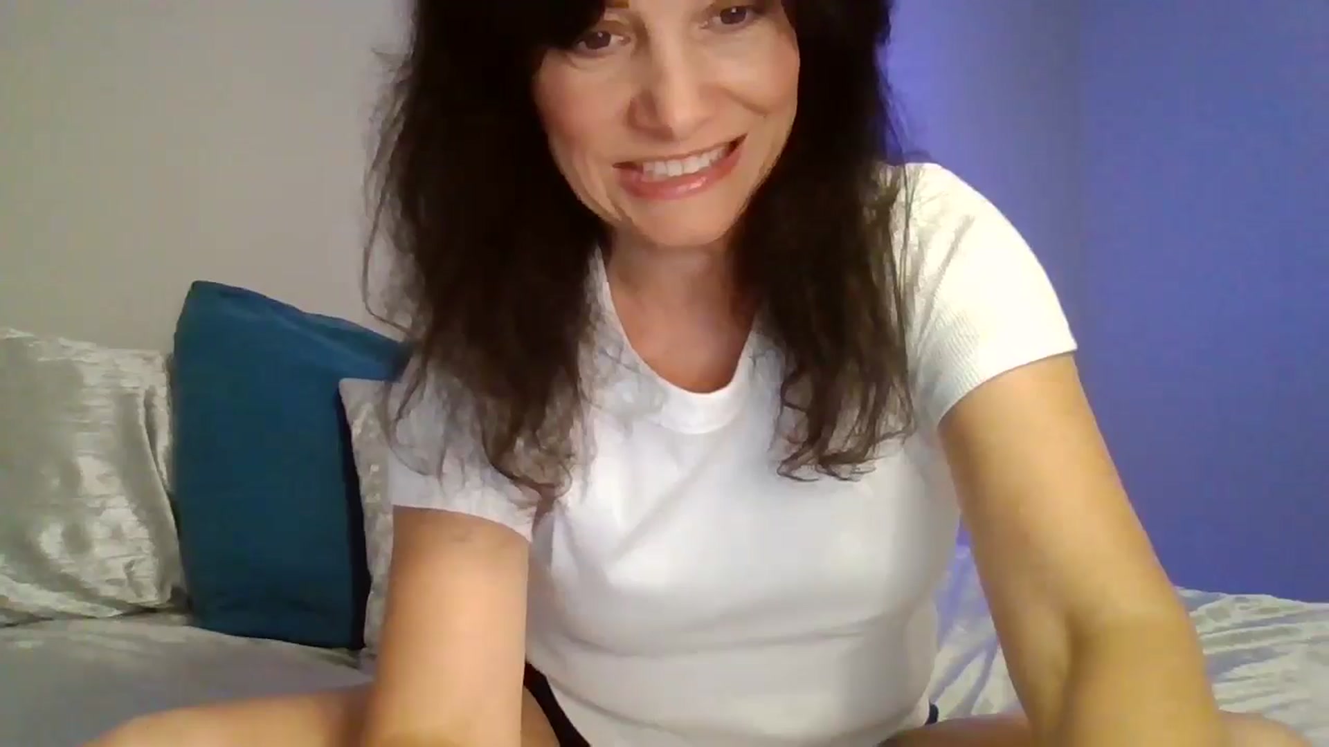 Gallery image thumbnail from LVDOLL's myfreecams stream on, 09/10/2024, 02:34 image 8 of 20