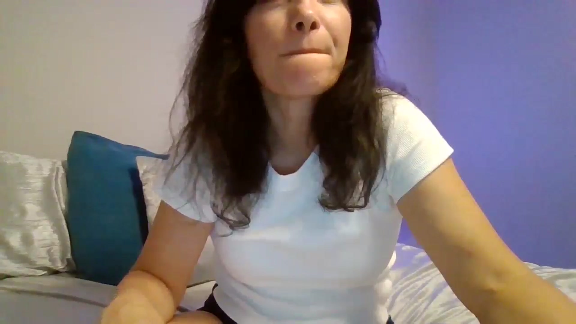 Gallery image thumbnail from LVDOLL's myfreecams stream on, 09/10/2024, 05:27 image 6 of 20