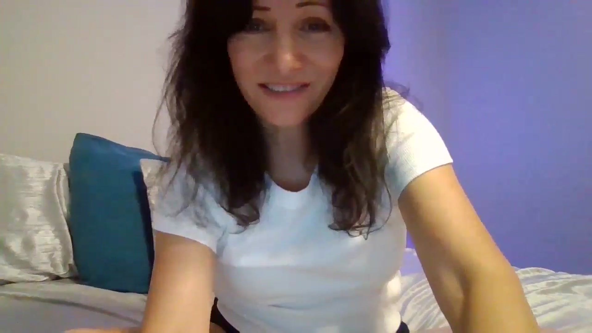 Gallery image thumbnail from LVDOLL's myfreecams stream on, 09/10/2024, 05:27 image 4 of 20