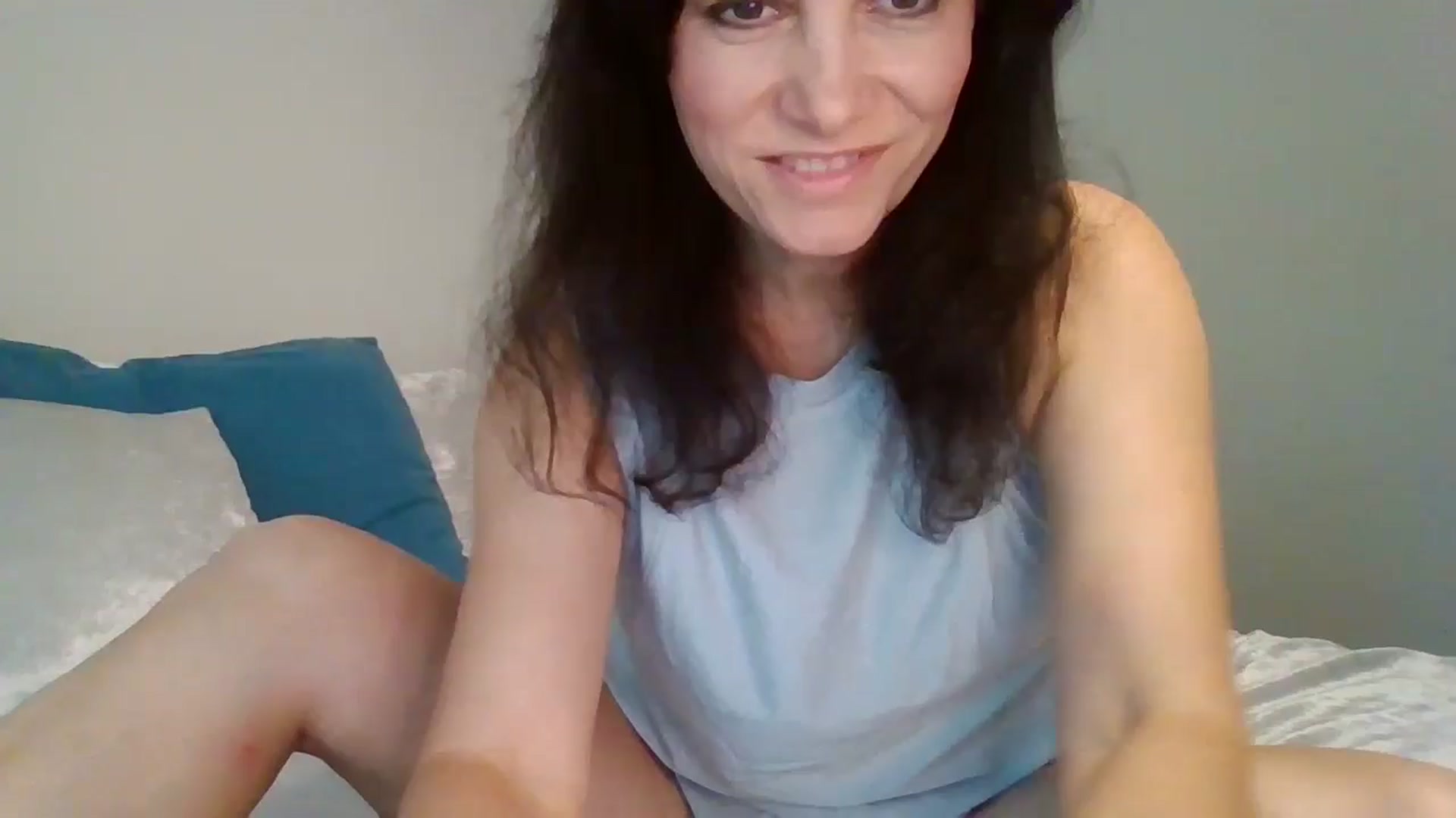 Gallery image thumbnail from LVDOLL's myfreecams stream on, 09/10/2024, 20:06 image 1 of 20