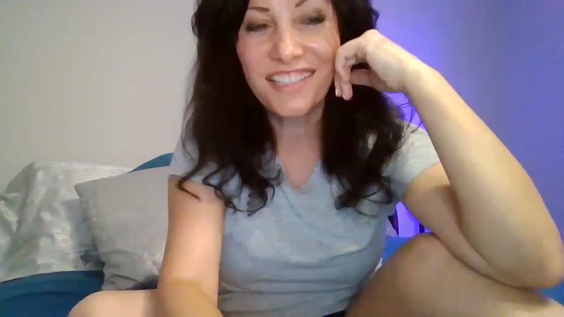 Gallery image thumbnail from LVDOLL's myfreecams stream on, 09/12/2024, 04:04 image 17 of 20