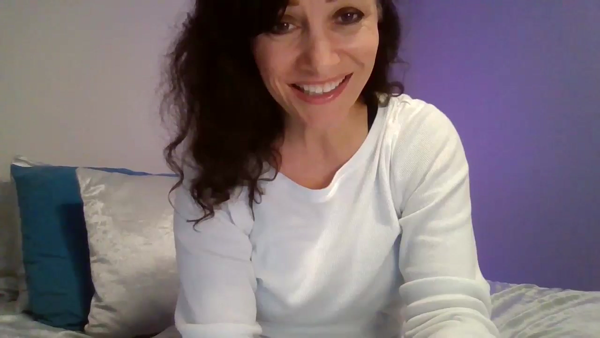 Gallery image thumbnail from LVDOLL's myfreecams stream on, 09/15/2024, 02:52 image 12 of 20