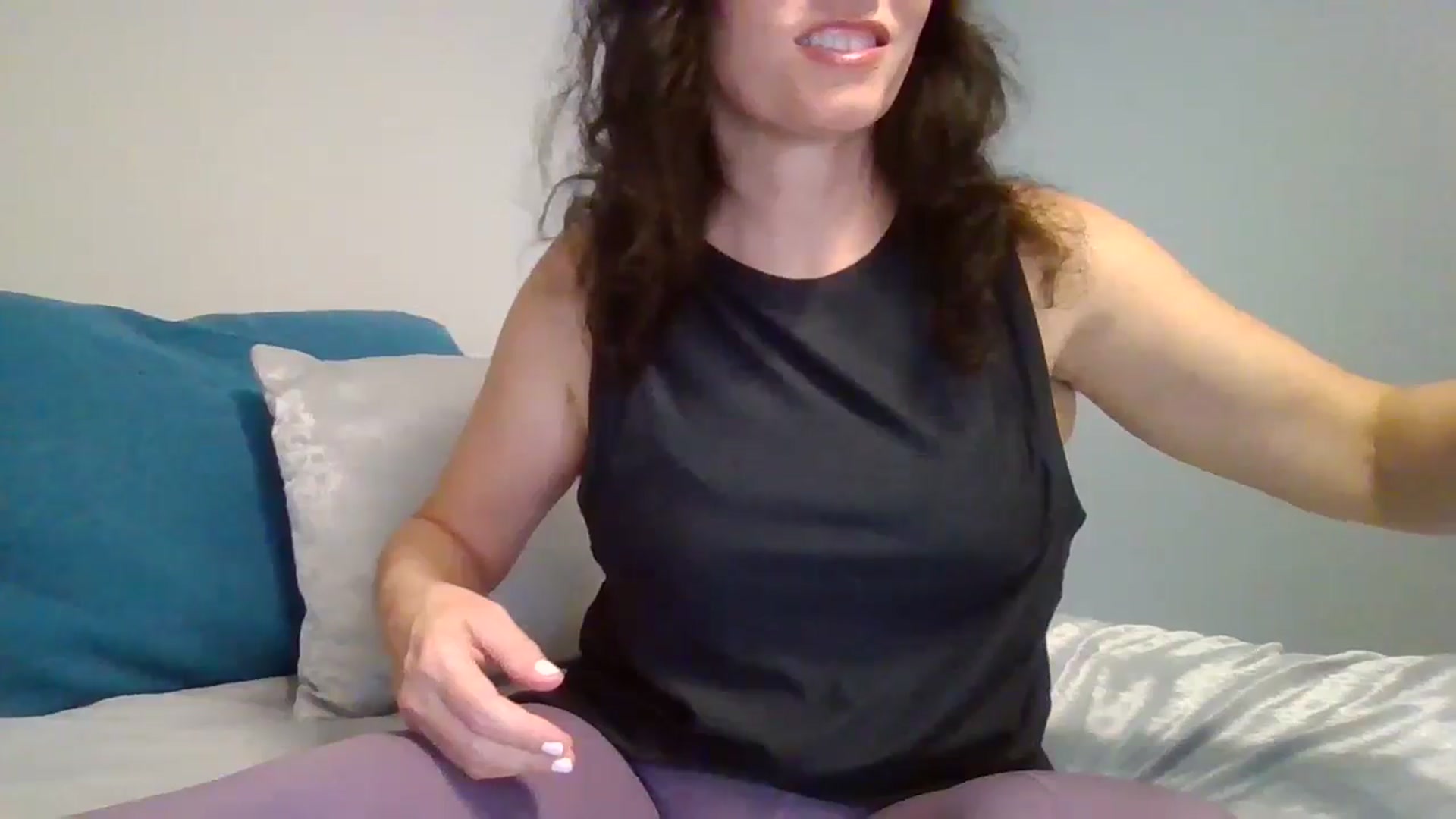 Gallery image thumbnail from LVDOLL's myfreecams stream on, 09/17/2024, 04:12 image 8 of 20