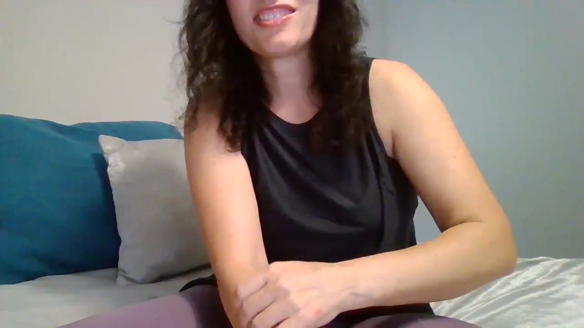 Gallery image thumbnail from LVDOLL's myfreecams stream on, 09/17/2024, 04:12 image 11 of 20