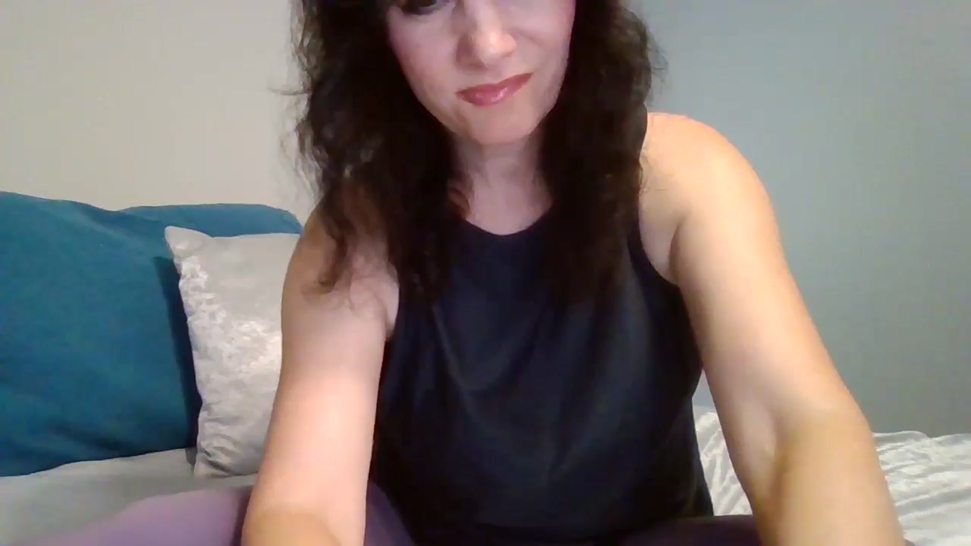 Gallery image thumbnail from LVDOLL's myfreecams stream on, 09/17/2024, 04:12 image 16 of 20
